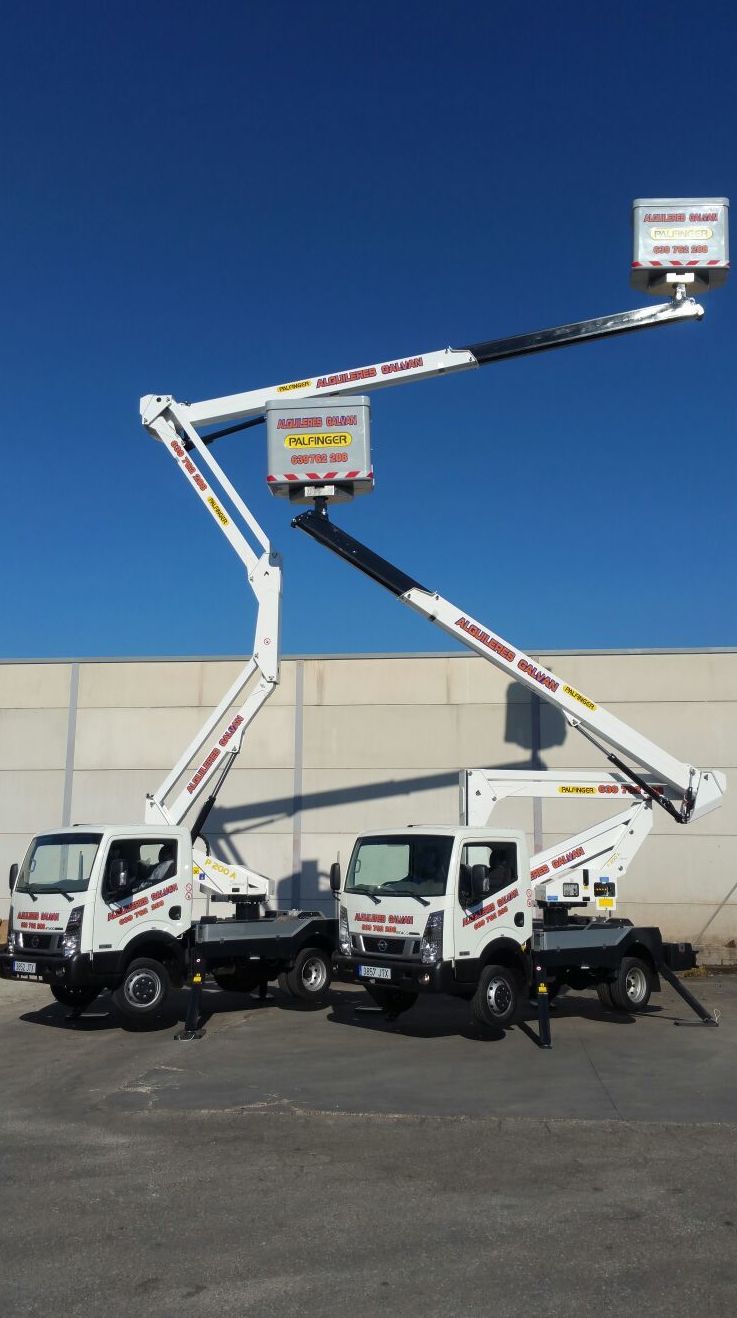 Plataformas elevadoras sobre camión: Servicios de Transportes y Grúas Galván - Alquileres Galván Plataformas elevadoras sobre camión: Servicios de Transportes y Grúas Galván - Alquileres Galván