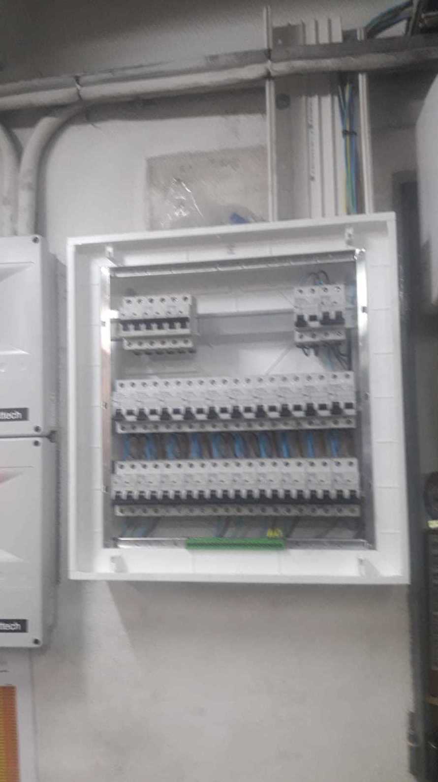 Instalaciones eléctricas de media y baja tensión: Servicios de Eleccom Instalaciones eléctricas de media y baja tensión: Servicios de Eleccom