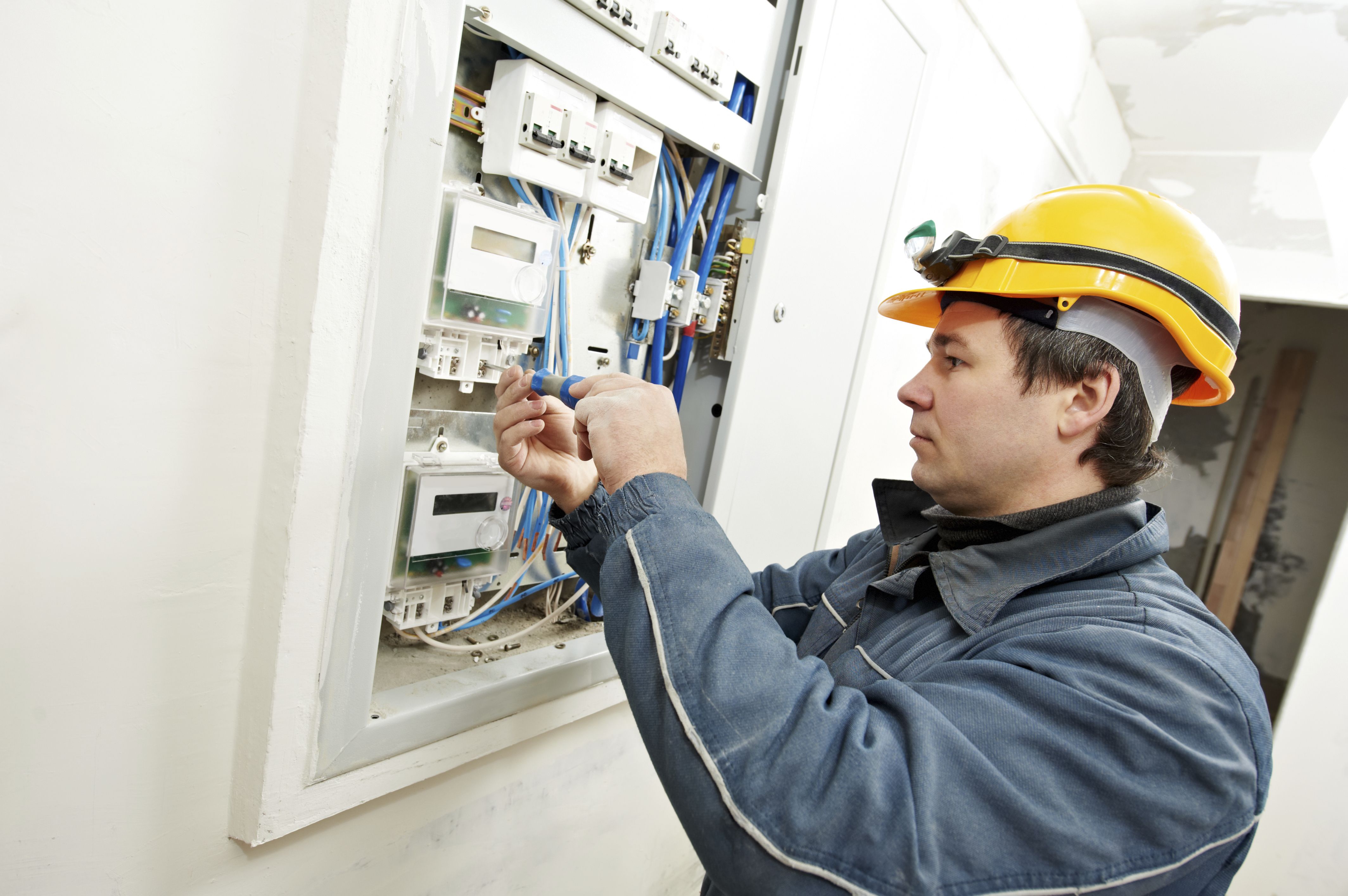 Instalaciones eléctricas de media y baja tensión: Servicios de Eleccom Instalaciones eléctricas de media y baja tensión: Servicios de Eleccom