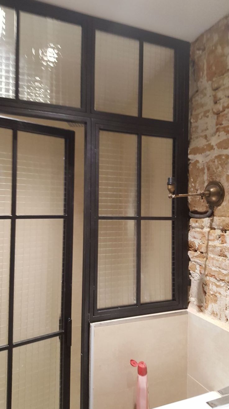 mamparas de baño estilo industrial: Nuestros Trabajos de Cerrajería Geyma mamparas de baño estilo industrial: Nuestros Trabajos de Cerrajería Geyma