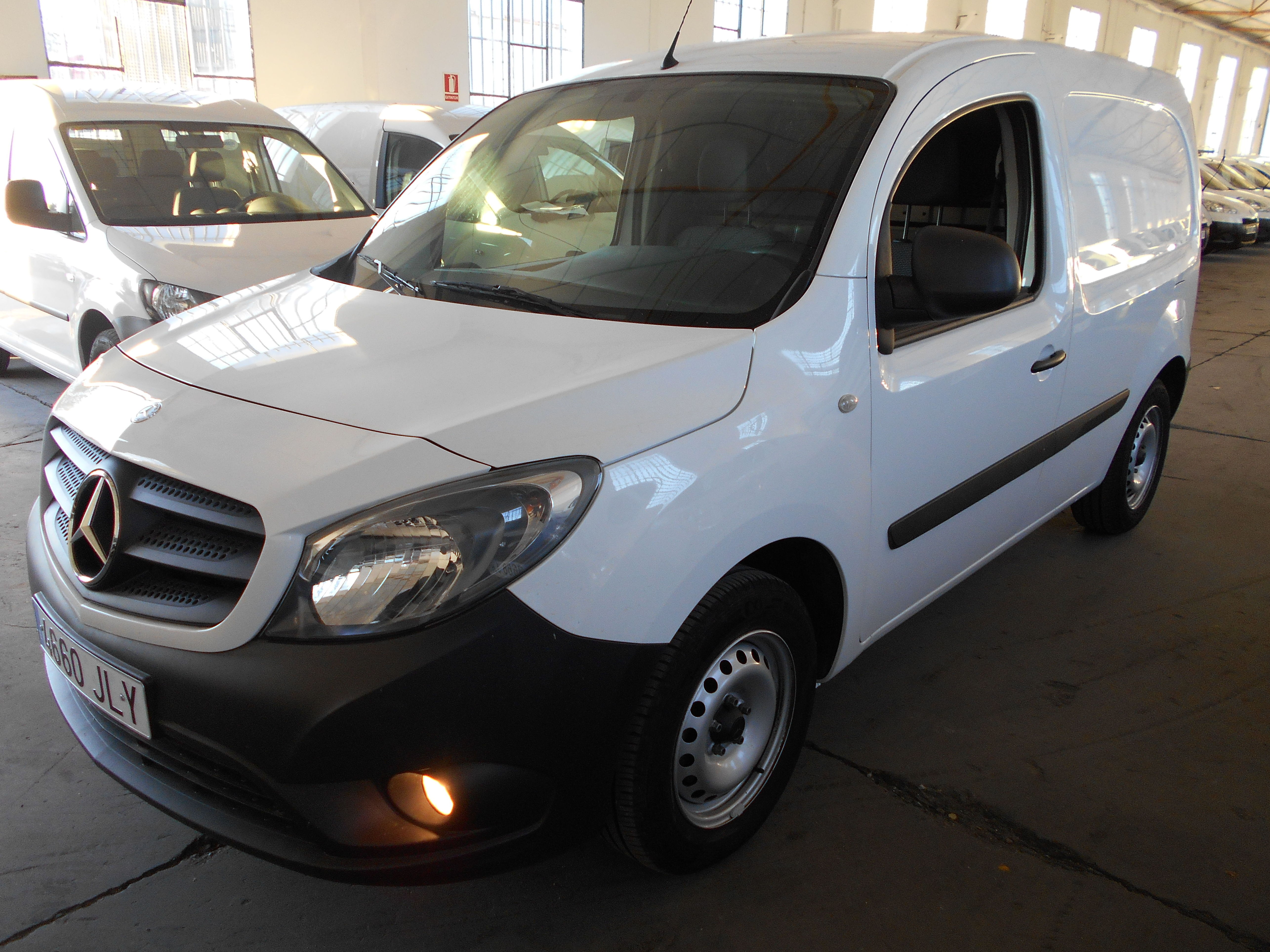 MERCEDES CITAN CDI FURGON 2015: Stock de Furgonetas a Buen Precio MERCEDES CITAN CDI FURGON 2015: Stock de Furgonetas a Buen Precio