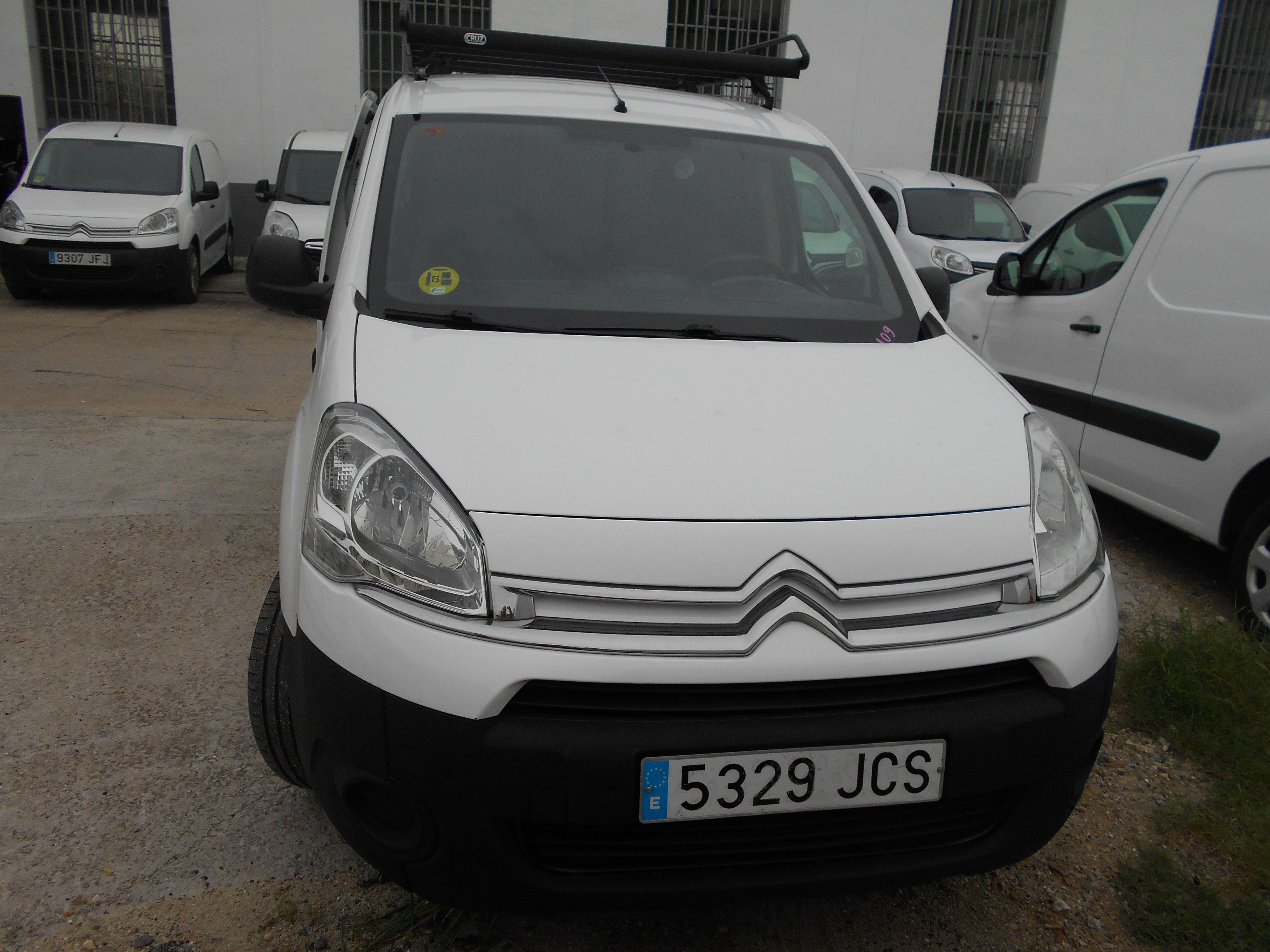 CITROEN BERLINGO HDI FURGON 2015: Stock de Furgonetas a Buen Precio CITROEN BERLINGO HDI FURGON 2015: Stock de Furgonetas a Buen Precio