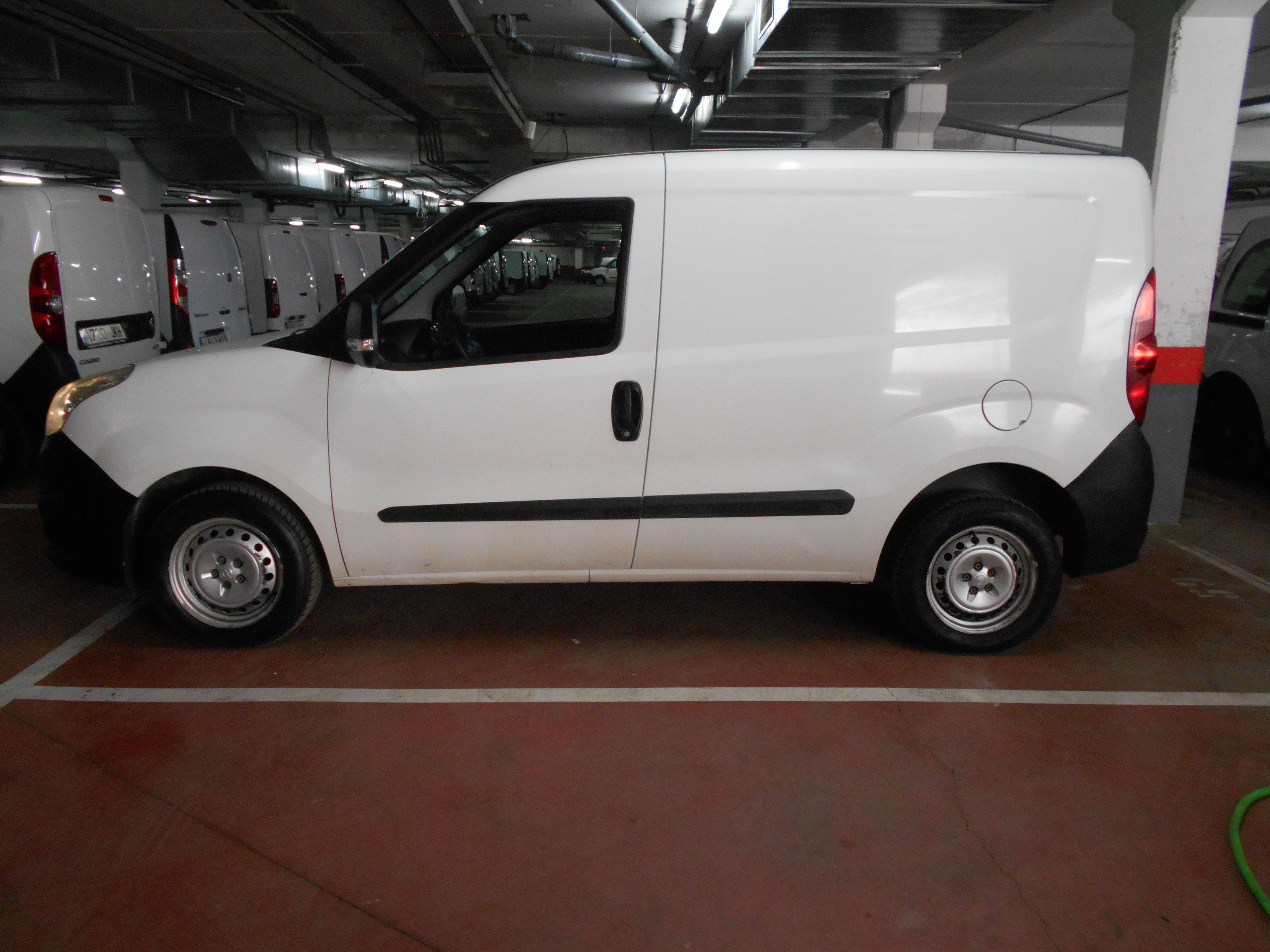 OPEL COMBO FURGON 2 PLAZAS: Stock de Furgonetas a Buen Precio OPEL COMBO FURGON 2 PLAZAS: Stock de Furgonetas a Buen Precio