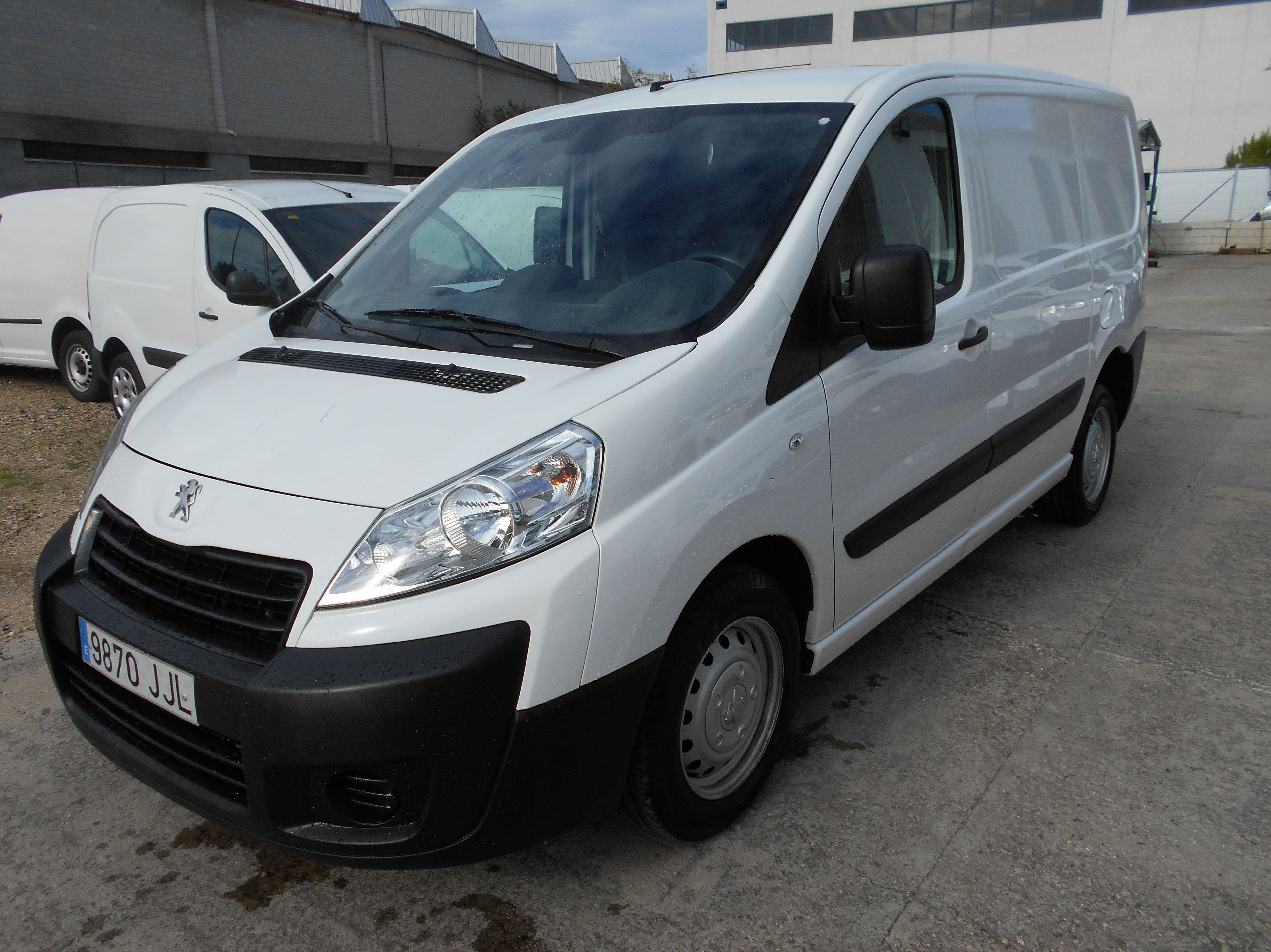 PEUGEOT EXPERT FURGON 3 PLAZAS 2015: Stock de Furgonetas a Buen Precio PEUGEOT EXPERT FURGON 3 PLAZAS 2015: Stock de Furgonetas a Buen Precio