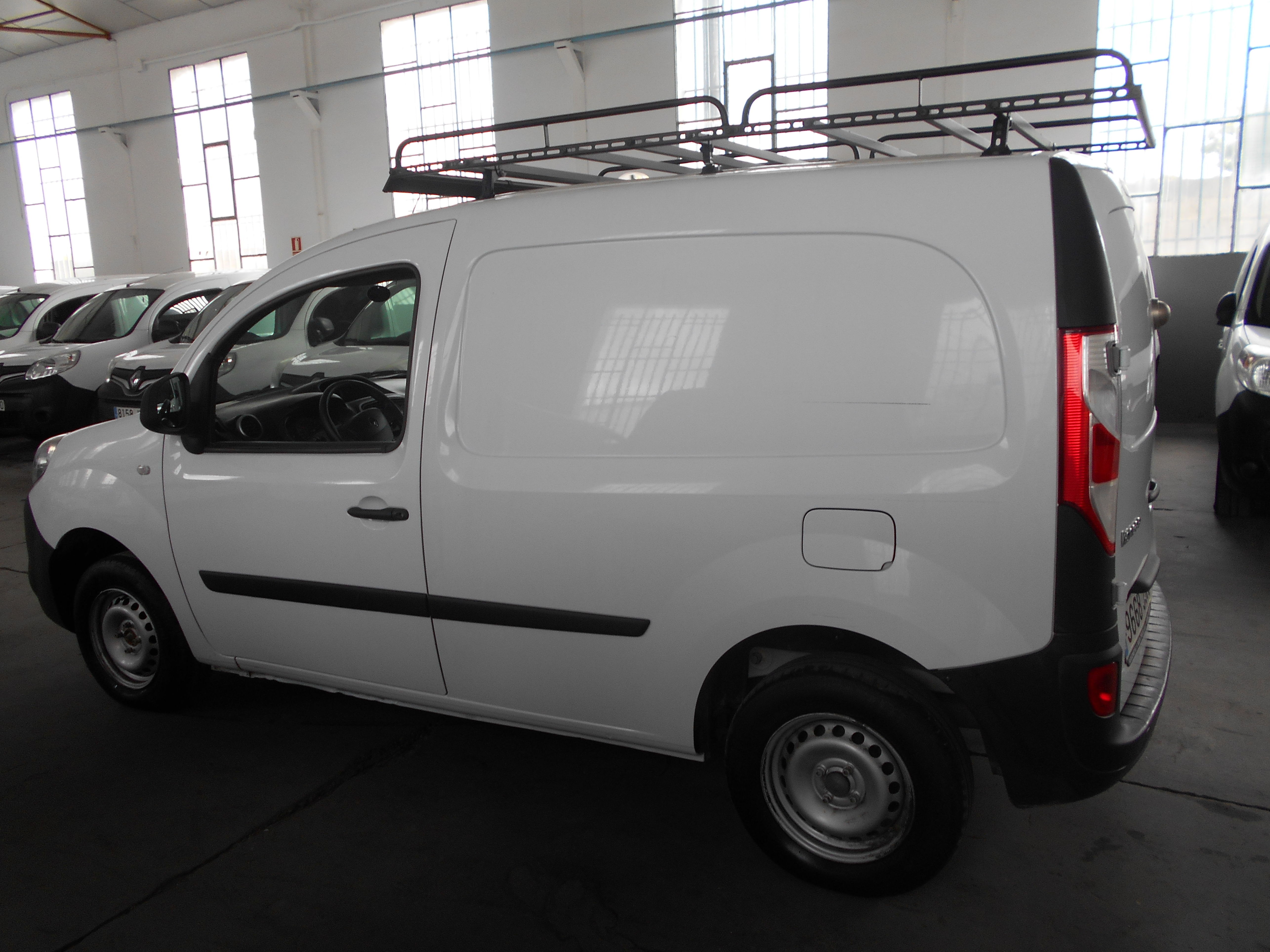 RENAULT KANGOO FURGON 2 PLAZAS: Stock de Furgonetas a Buen Precio RENAULT KANGOO FURGON 2 PLAZAS: Stock de Furgonetas a Buen Precio