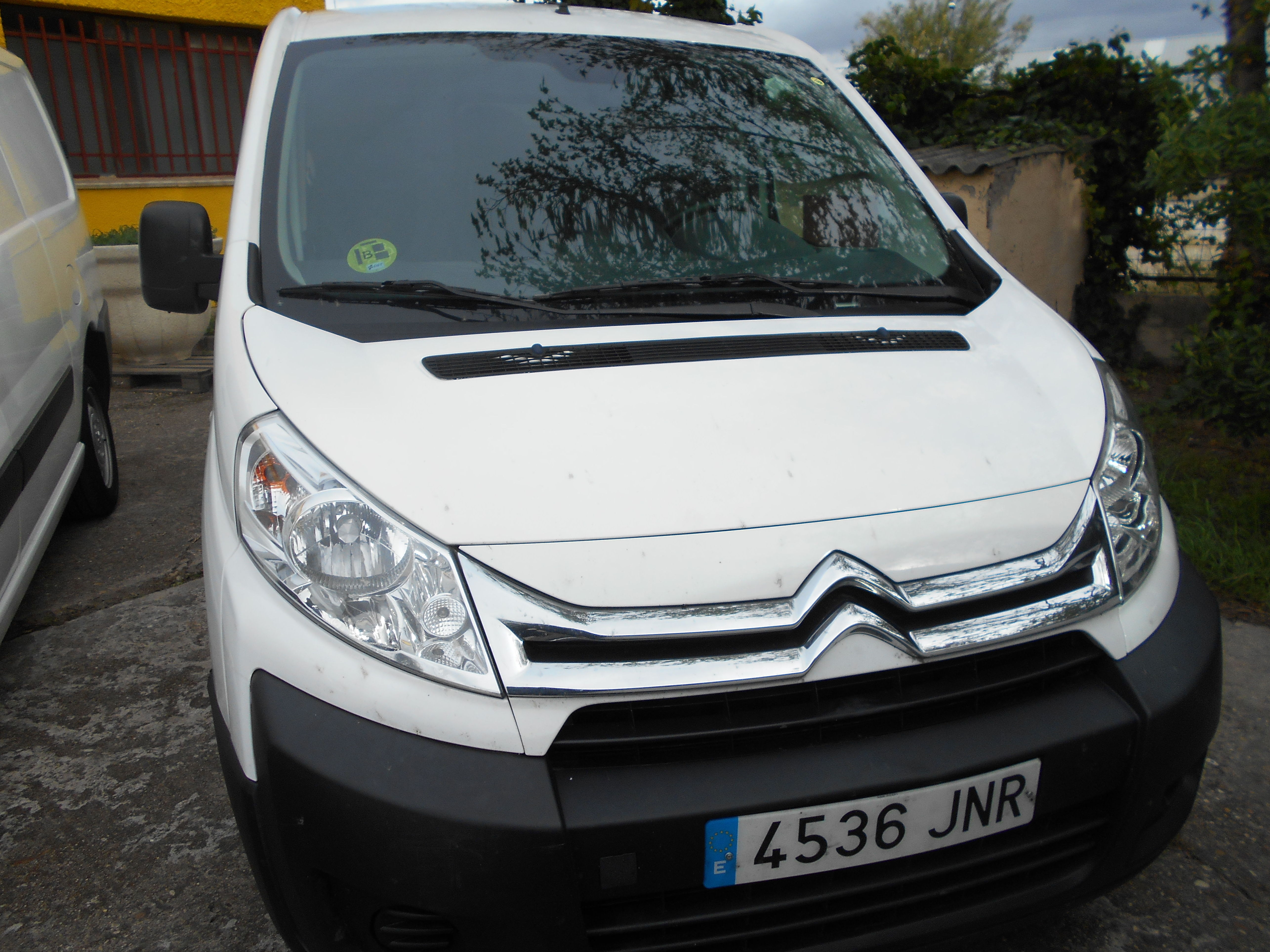 CITROEN JUMPY HDI 3 PLAZAS 2016: Stock de Furgonetas a Buen Precio CITROEN JUMPY HDI 3 PLAZAS 2016: Stock de Furgonetas a Buen Precio