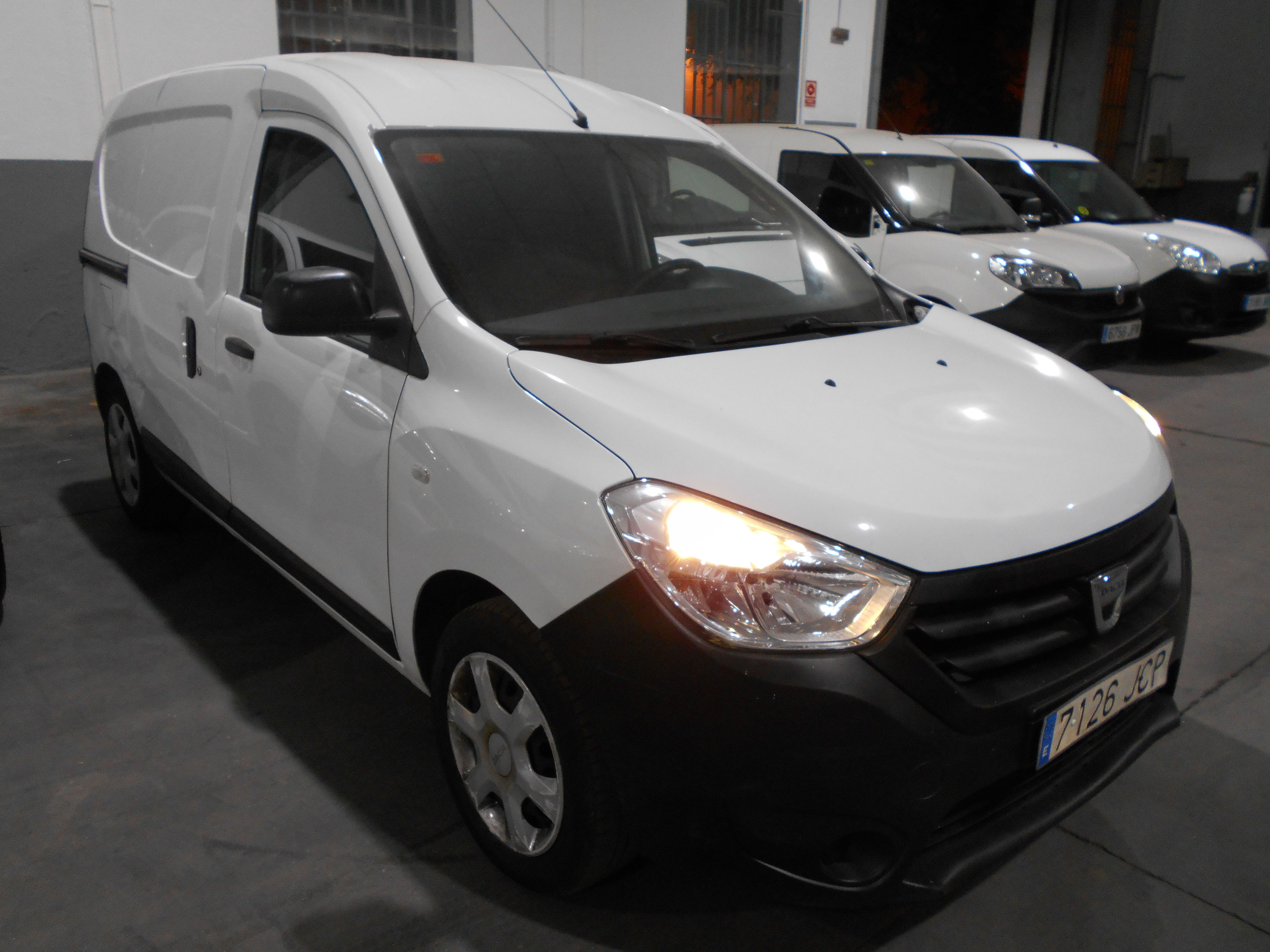 DACIA DOCKER FURGON 2015 FURGON TALLER: Stock de Furgonetas a Buen Precio DACIA DOCKER FURGON 2015 FURGON TALLER: Stock de Furgonetas a Buen Precio