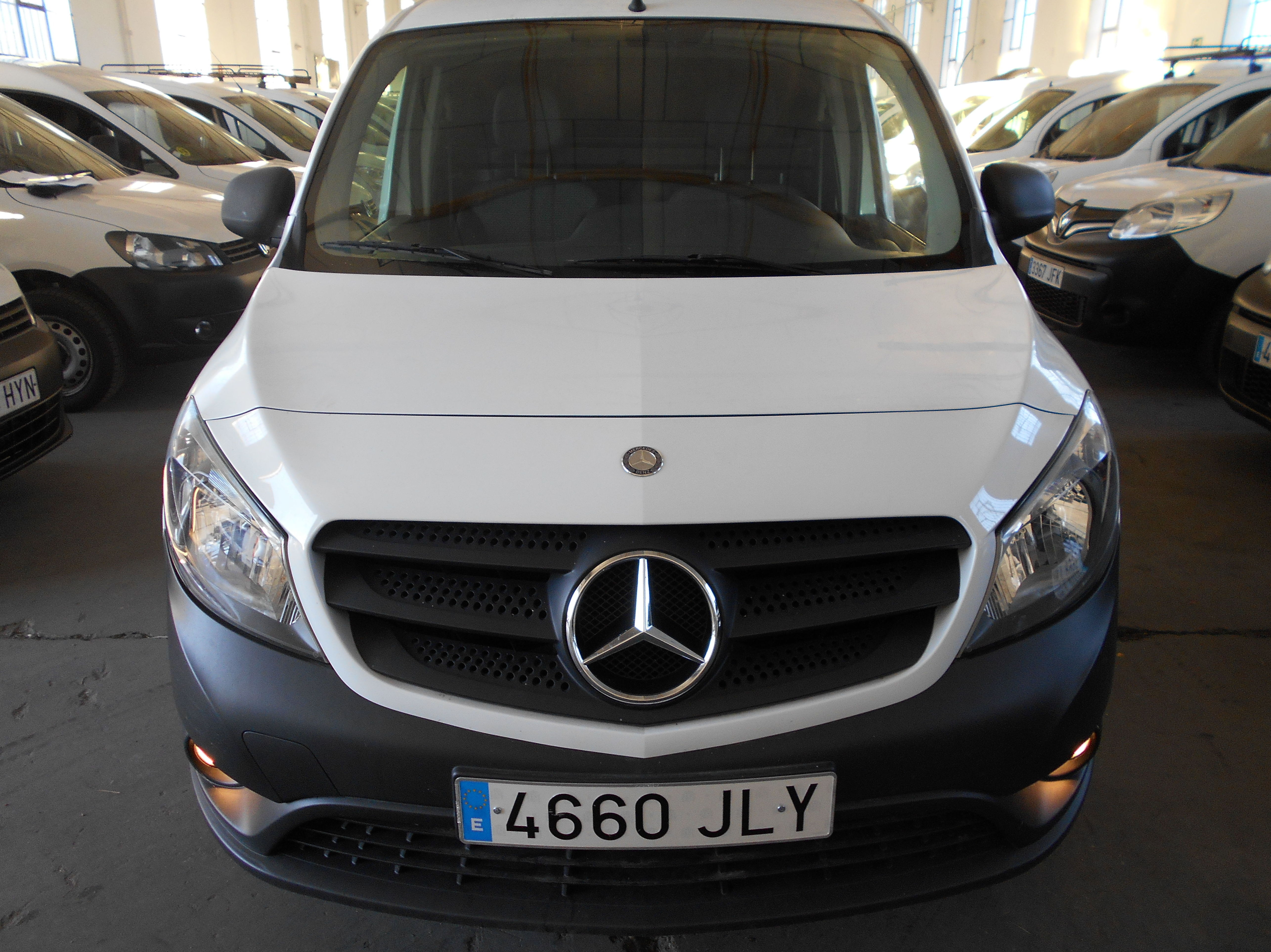 MERCEDES CITAN CDI FURGON 2015: Stock de Furgonetas a Buen Precio