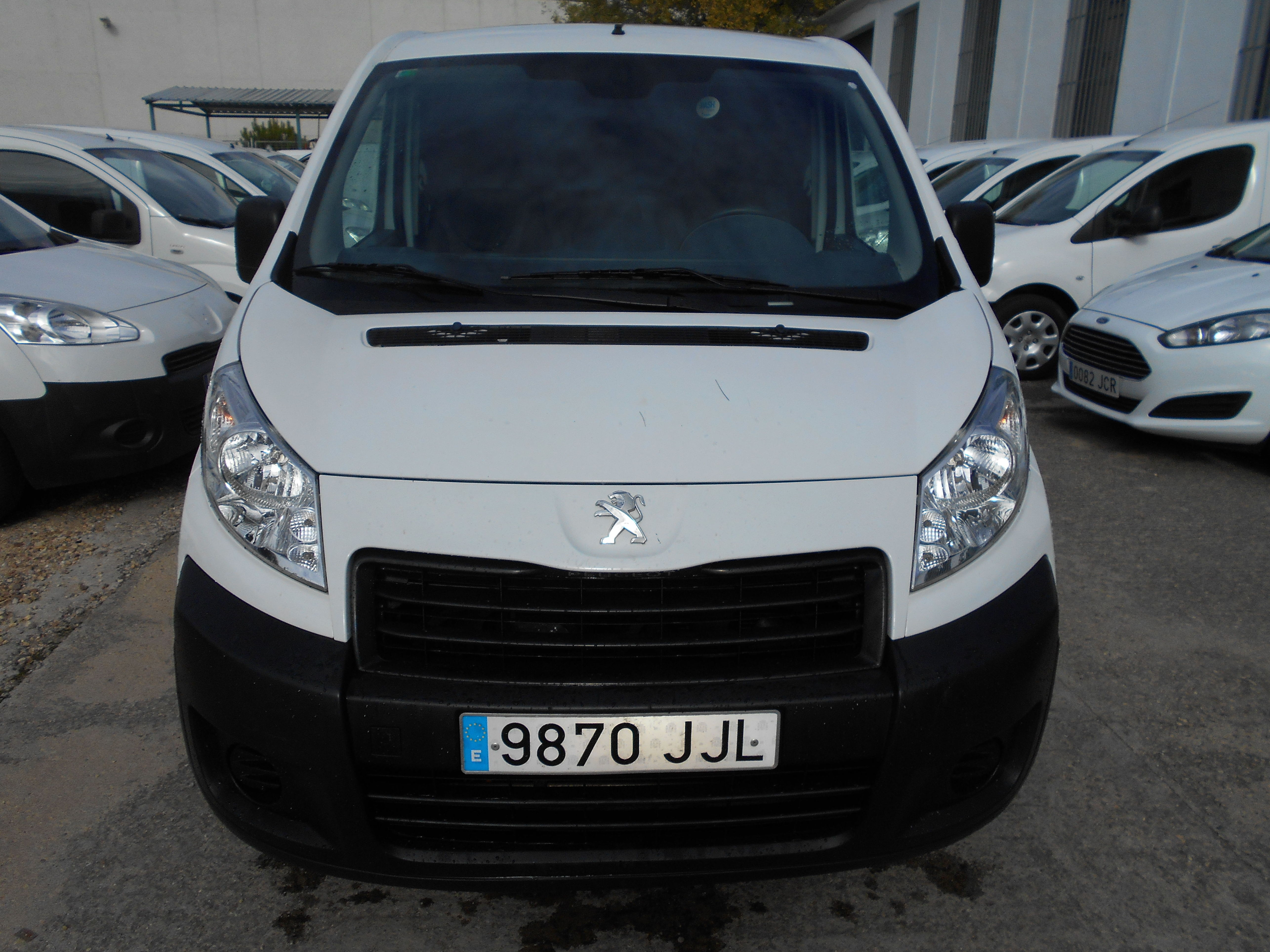 PEUGEOT EXPERT FURGON 3 PLAZAS 2015: Stock de Furgonetas a Buen Precio PEUGEOT EXPERT FURGON 3 PLAZAS 2015: Stock de Furgonetas a Buen Precio