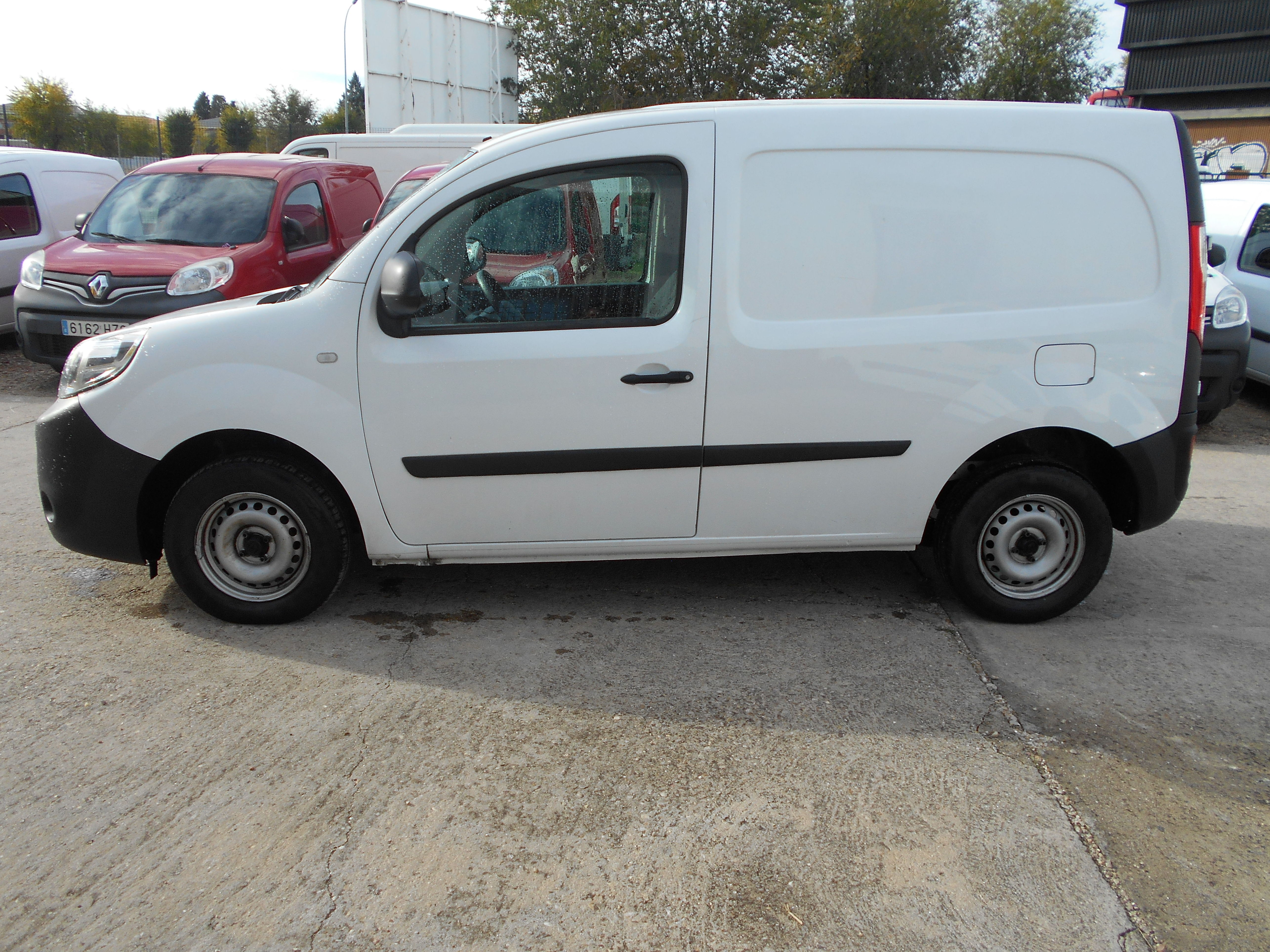 RENAULT KANGOO DCI FURGON 2014: Stock de Furgonetas a Buen Precio RENAULT KANGOO DCI FURGON 2014: Stock de Furgonetas a Buen Precio