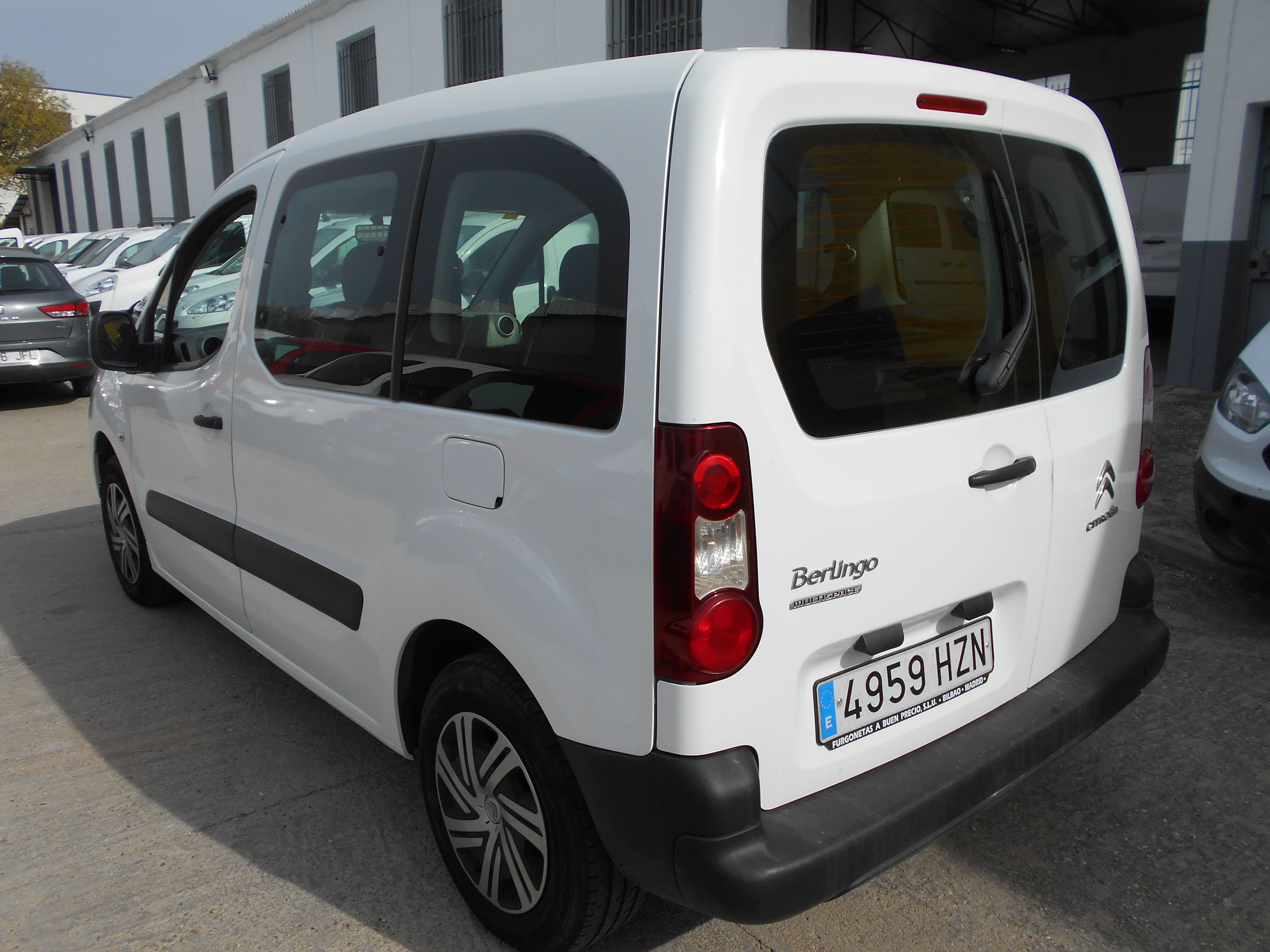 CITROEN BERLINGO 5 PLAZAS HDI 2014: Stock de Furgonetas a Buen Precio CITROEN BERLINGO 5 PLAZAS HDI 2014: Stock de Furgonetas a Buen Precio