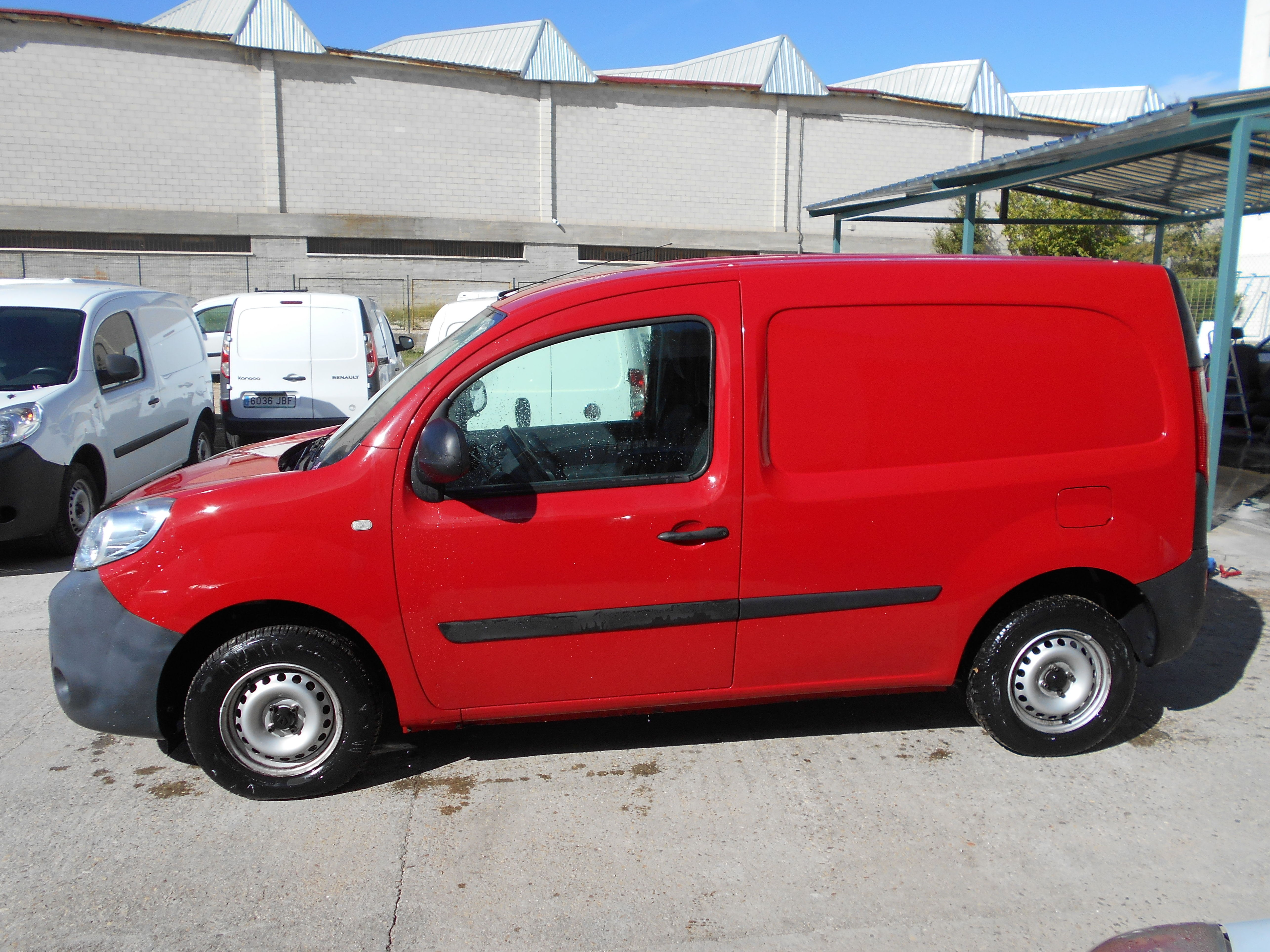 KANGOO FURGON 2014: Stock de Furgonetas a Buen Precio KANGOO FURGON 2014: Stock de Furgonetas a Buen Precio