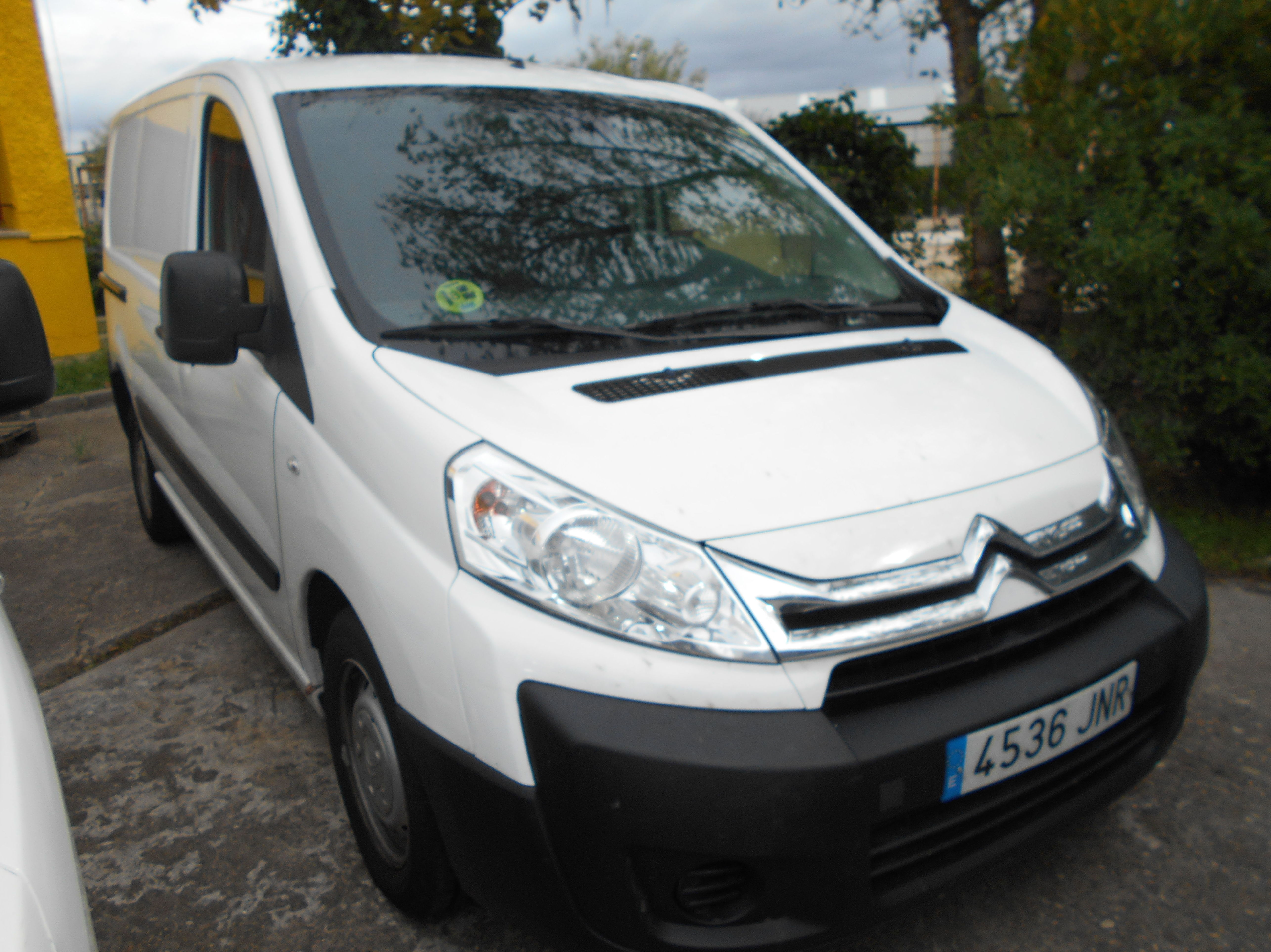 CITROEN JUMPY HDI 3 PLAZAS 2016: Stock de Furgonetas a Buen Precio CITROEN JUMPY HDI 3 PLAZAS 2016: Stock de Furgonetas a Buen Precio