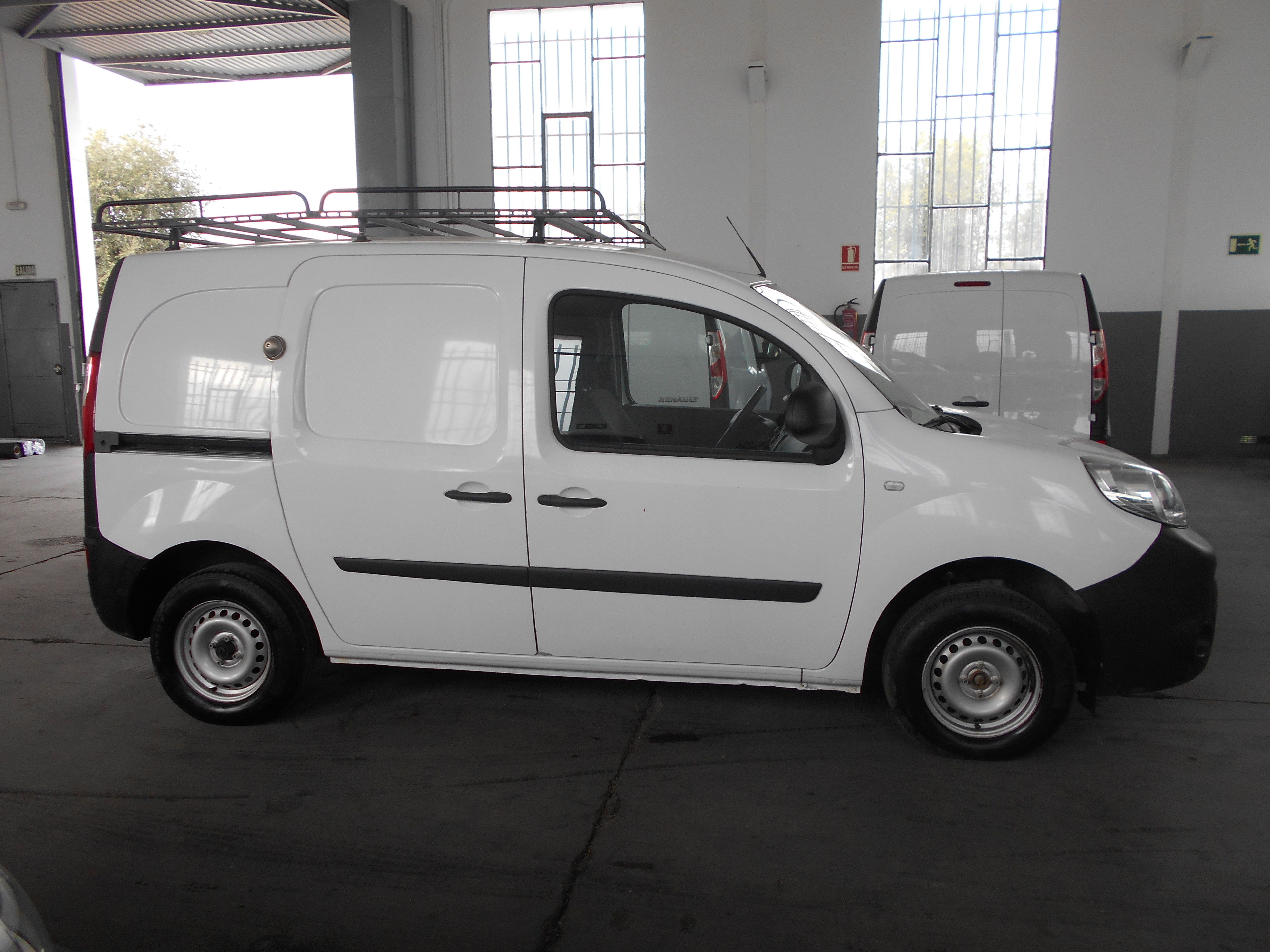 RENAULT KANGOO FURGON 2 PLAZAS: Stock de Furgonetas a Buen Precio RENAULT KANGOO FURGON 2 PLAZAS: Stock de Furgonetas a Buen Precio