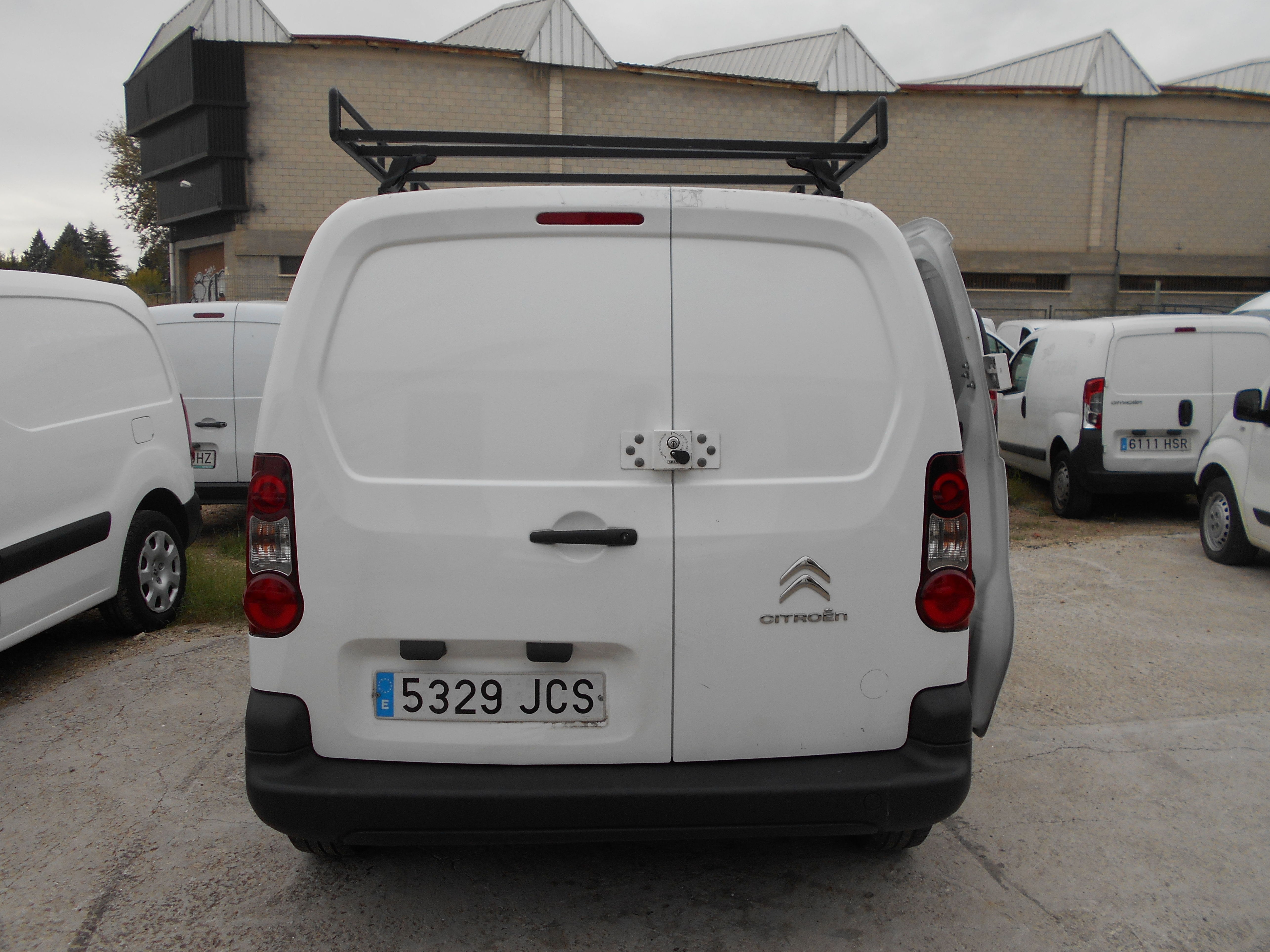 CITROEN BERLINGO HDI FURGON 2015: Stock de Furgonetas a Buen Precio CITROEN BERLINGO HDI FURGON 2015: Stock de Furgonetas a Buen Precio