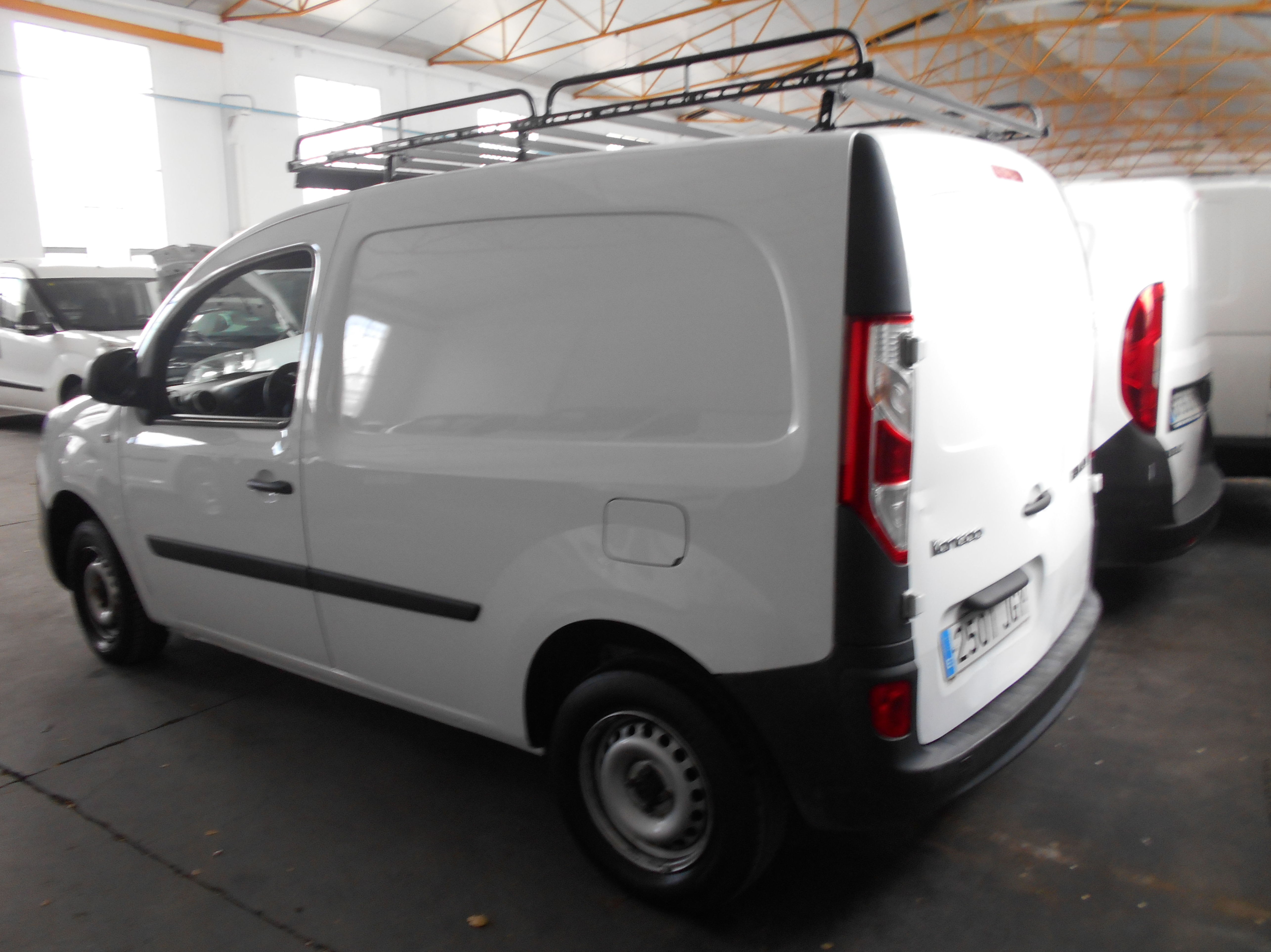 RENAULT KANGOO FURGON DCI 2015: Stock de Furgonetas a Buen Precio RENAULT KANGOO FURGON DCI 2015: Stock de Furgonetas a Buen Precio