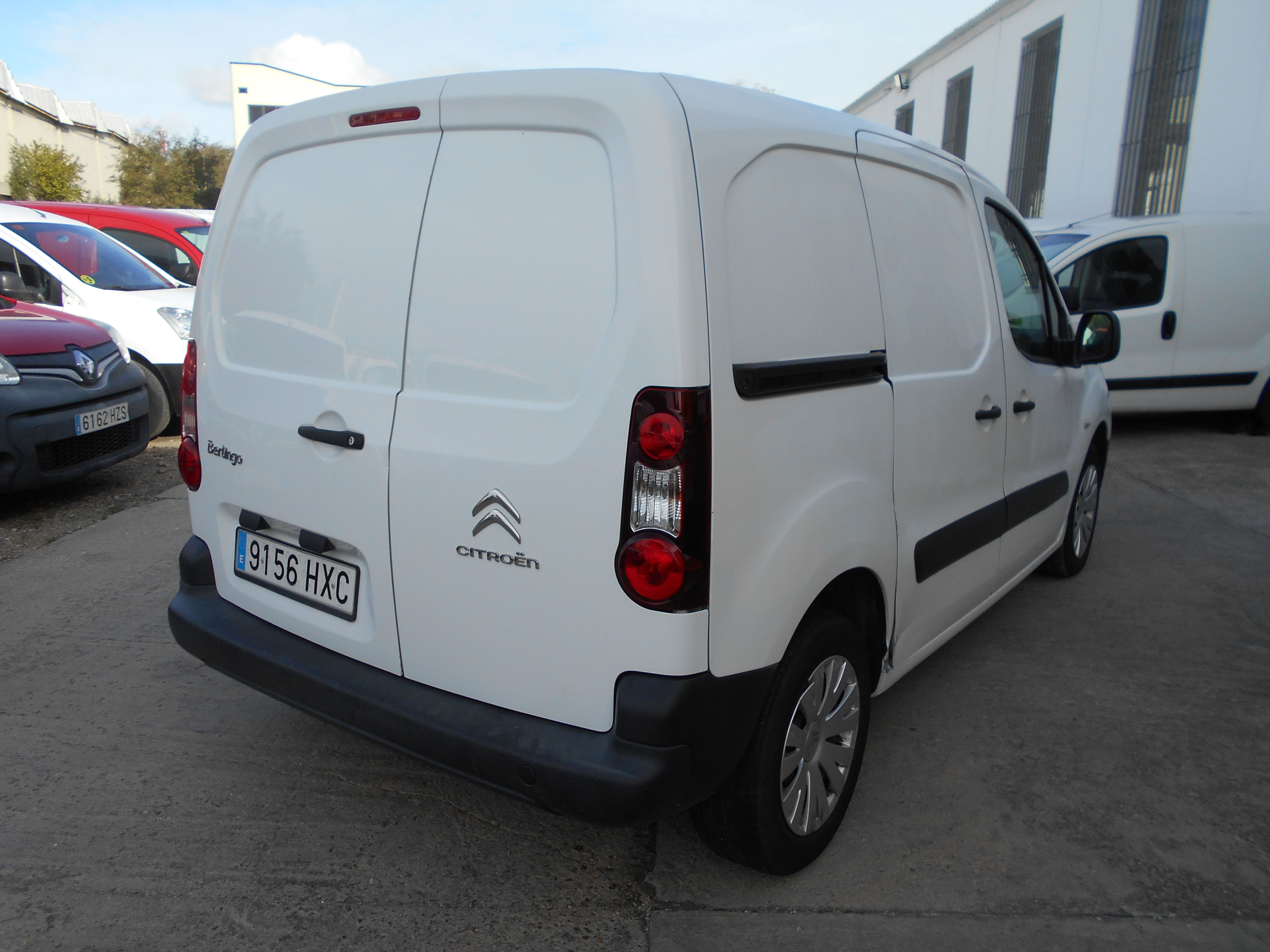 CITROEN BERLINGO HDI FURGON 2014: Stock de Furgonetas a Buen Precio CITROEN BERLINGO HDI FURGON 2014: Stock de Furgonetas a Buen Precio