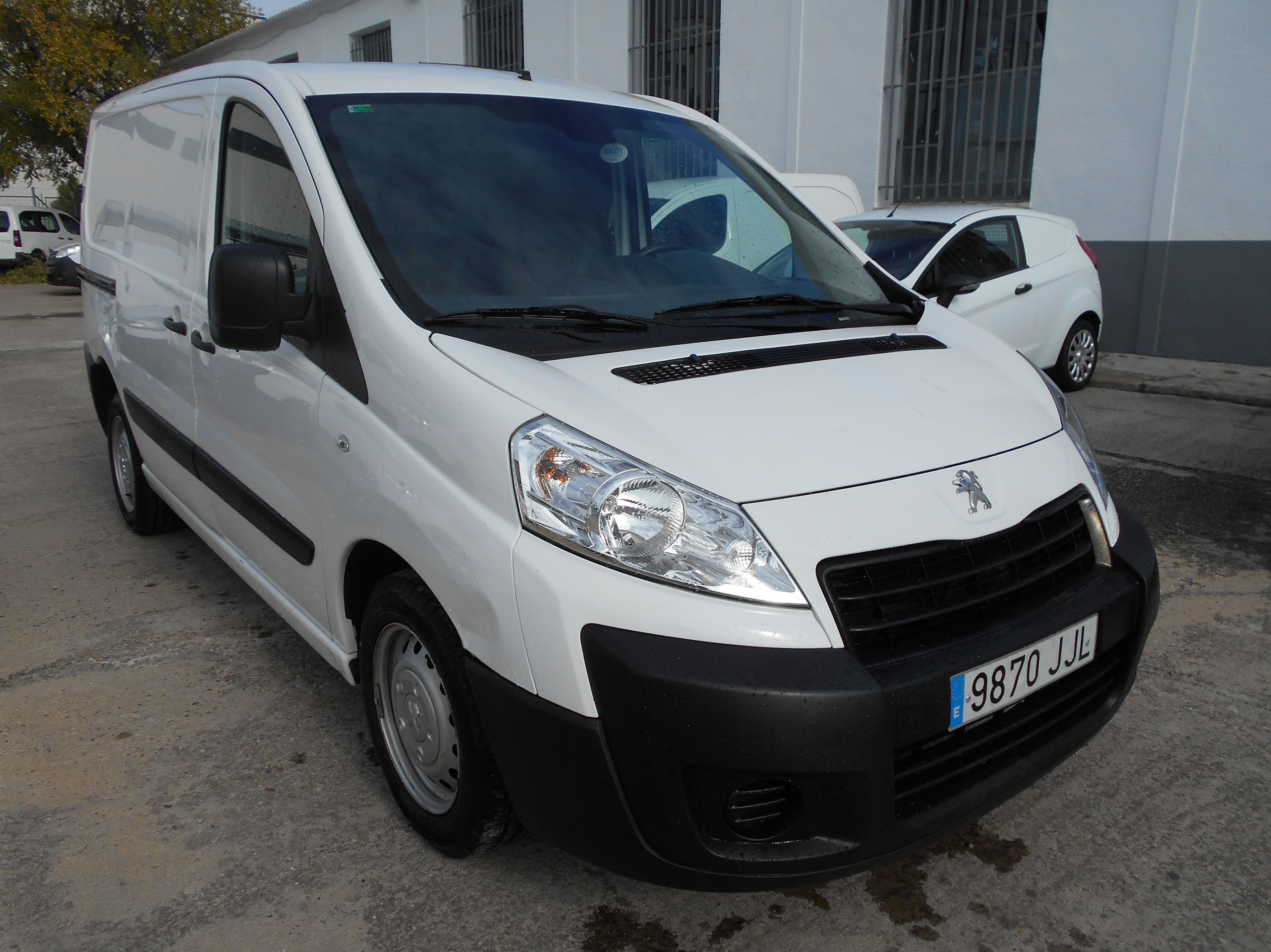 PEUGEOT EXPERT FURGON 3 PLAZAS 2015: Stock de Furgonetas a Buen Precio PEUGEOT EXPERT FURGON 3 PLAZAS 2015: Stock de Furgonetas a Buen Precio