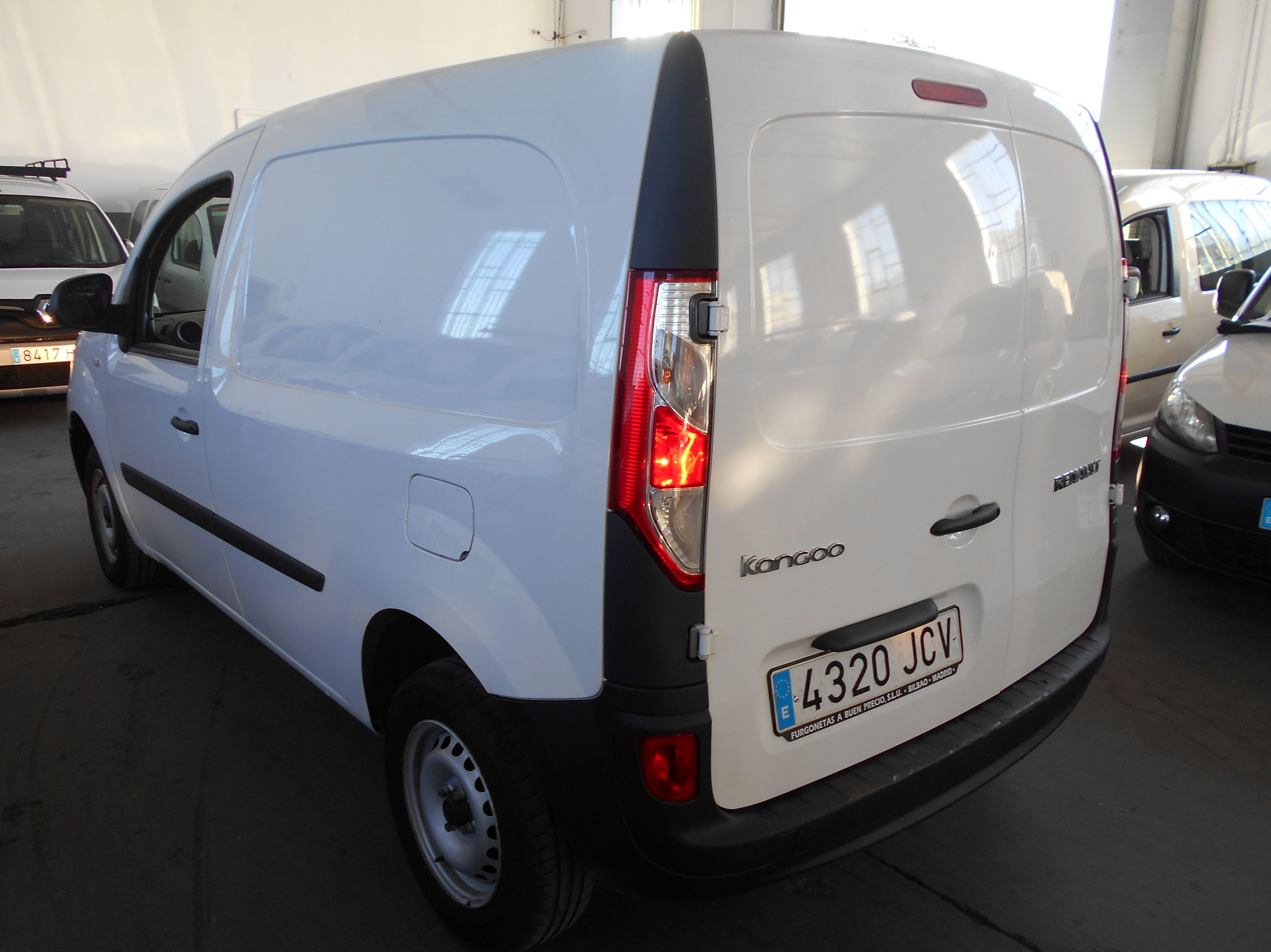 RENAULT KANGOO DCI 2015 FURGON 2 PLAZAS: Stock de Furgonetas a Buen Precio RENAULT KANGOO DCI 2015 FURGON 2 PLAZAS: Stock de Furgonetas a Buen Precio