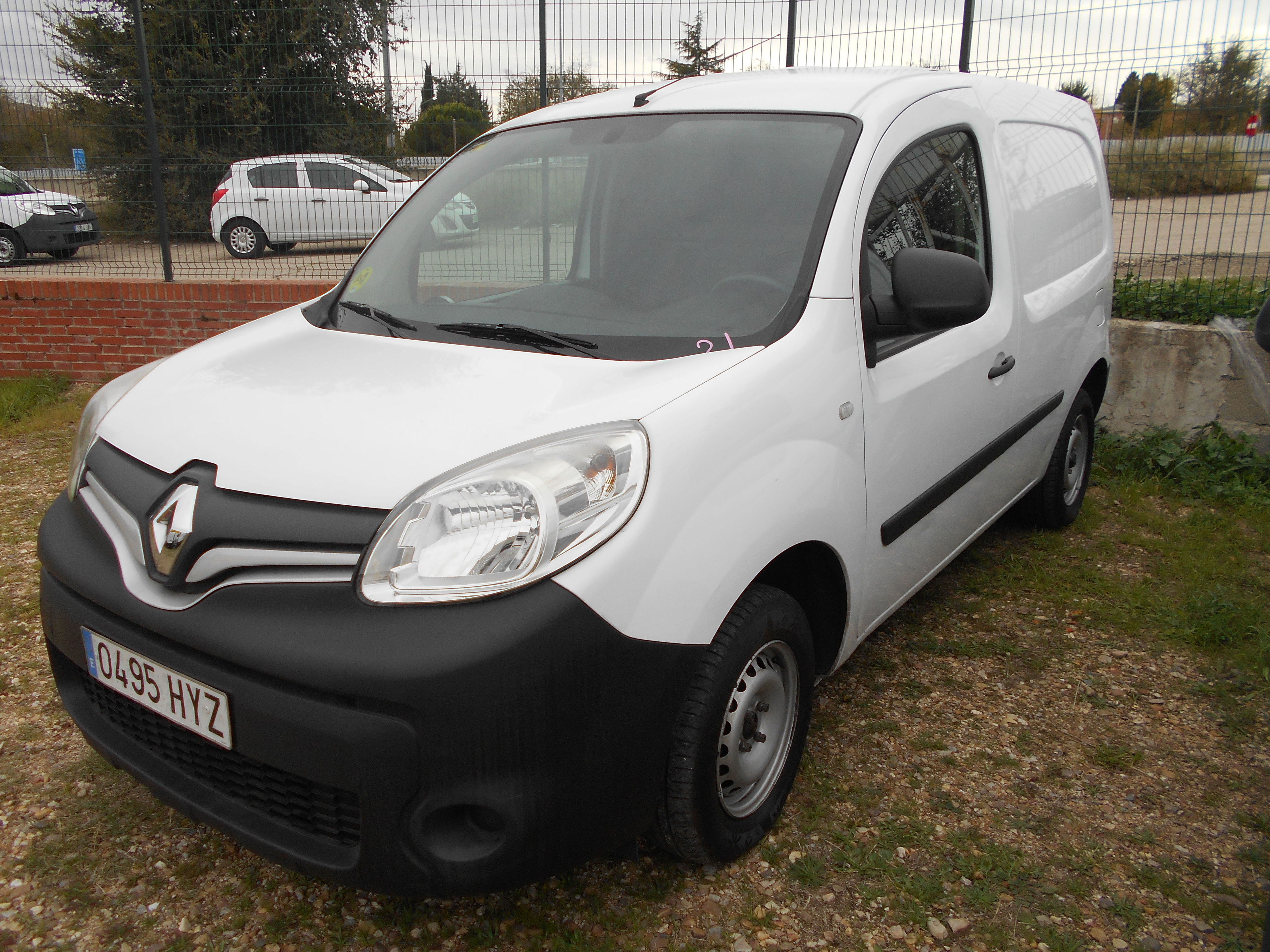 RENAULT KANGOO DCI 2014 FURGON: Stock de Furgonetas a Buen Precio RENAULT KANGOO DCI 2014 FURGON: Stock de Furgonetas a Buen Precio