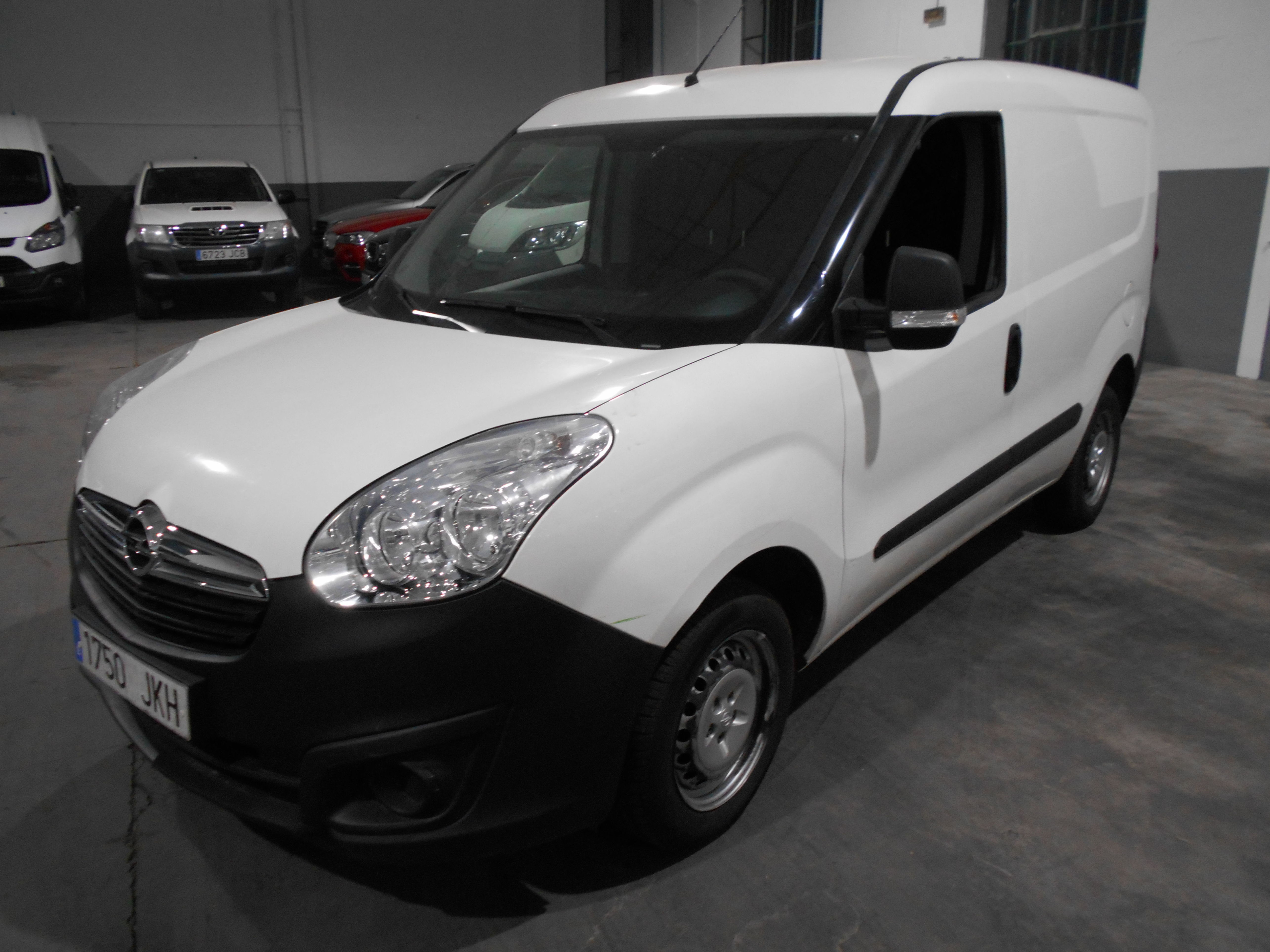 OPEL COMBO FURGON 2 PLAZAS 2015: Stock de Furgonetas a Buen Precio OPEL COMBO FURGON 2 PLAZAS 2015: Stock de Furgonetas a Buen Precio