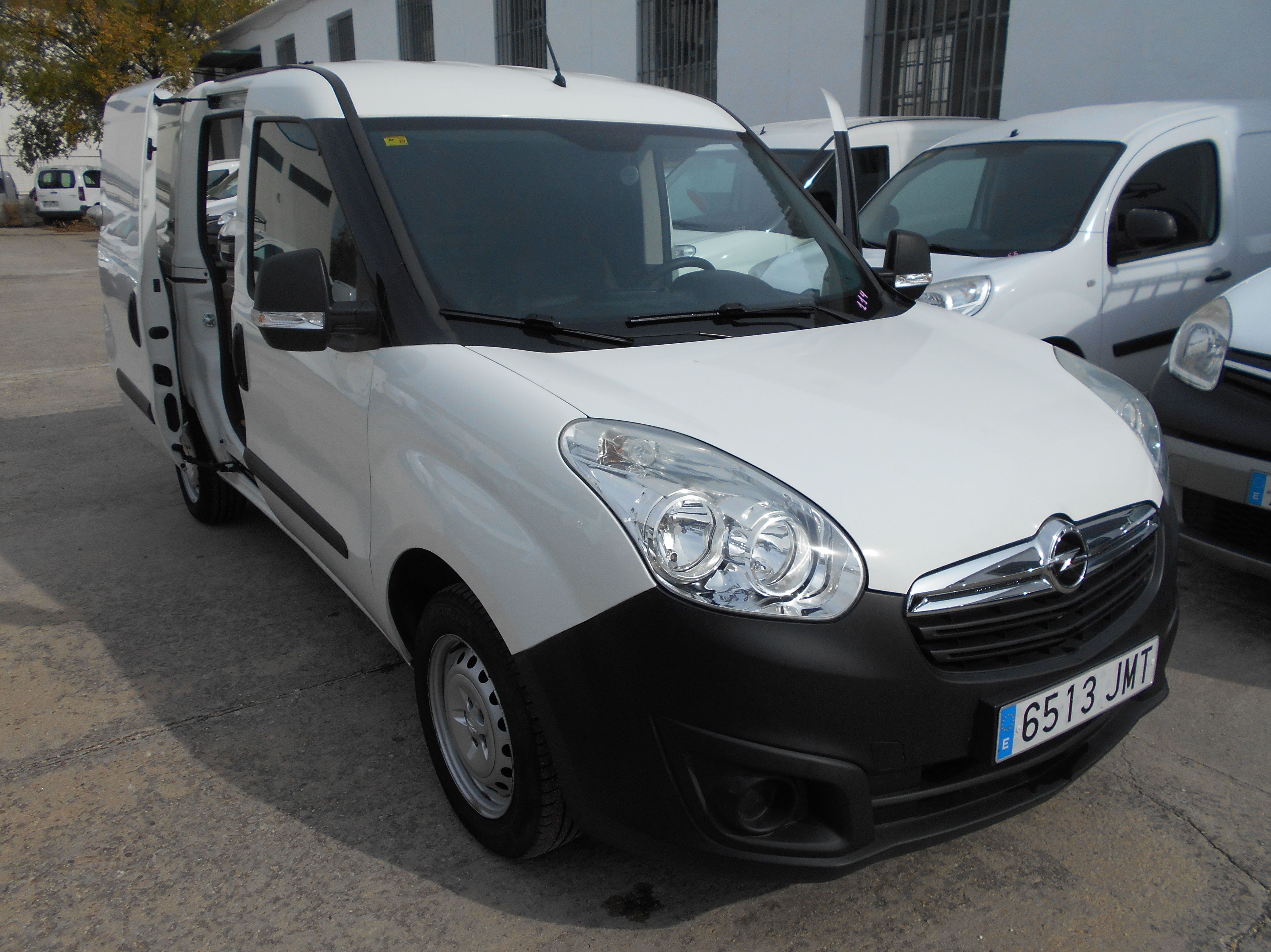 OPEL COMBO CDTI FURGON 2015: Stock de Furgonetas a Buen Precio OPEL COMBO CDTI FURGON 2015: Stock de Furgonetas a Buen Precio