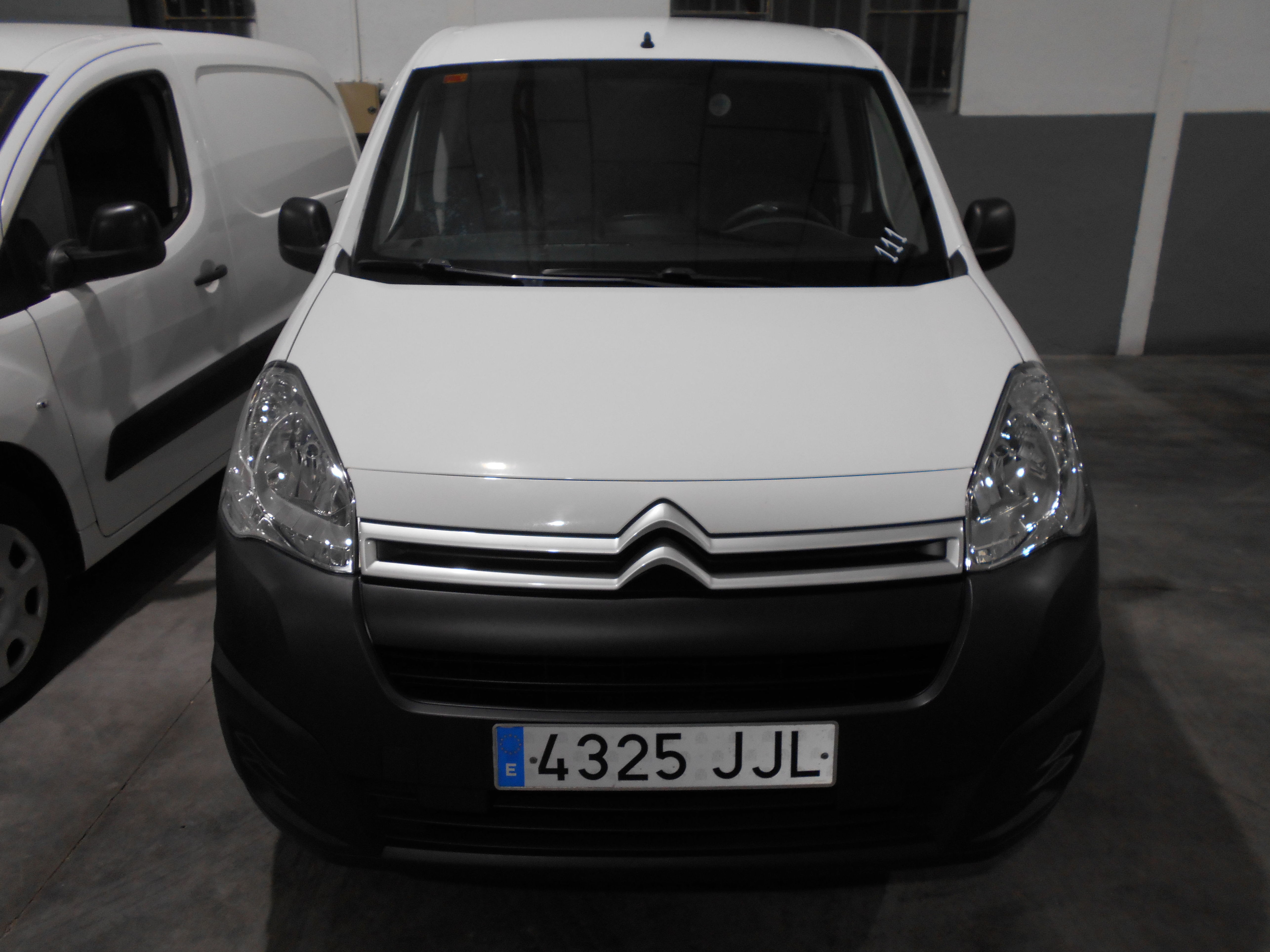 CITROEN BERLINGO FURGON 2015: Stock de Furgonetas a Buen Precio CITROEN BERLINGO FURGON 2015: Stock de Furgonetas a Buen Precio
