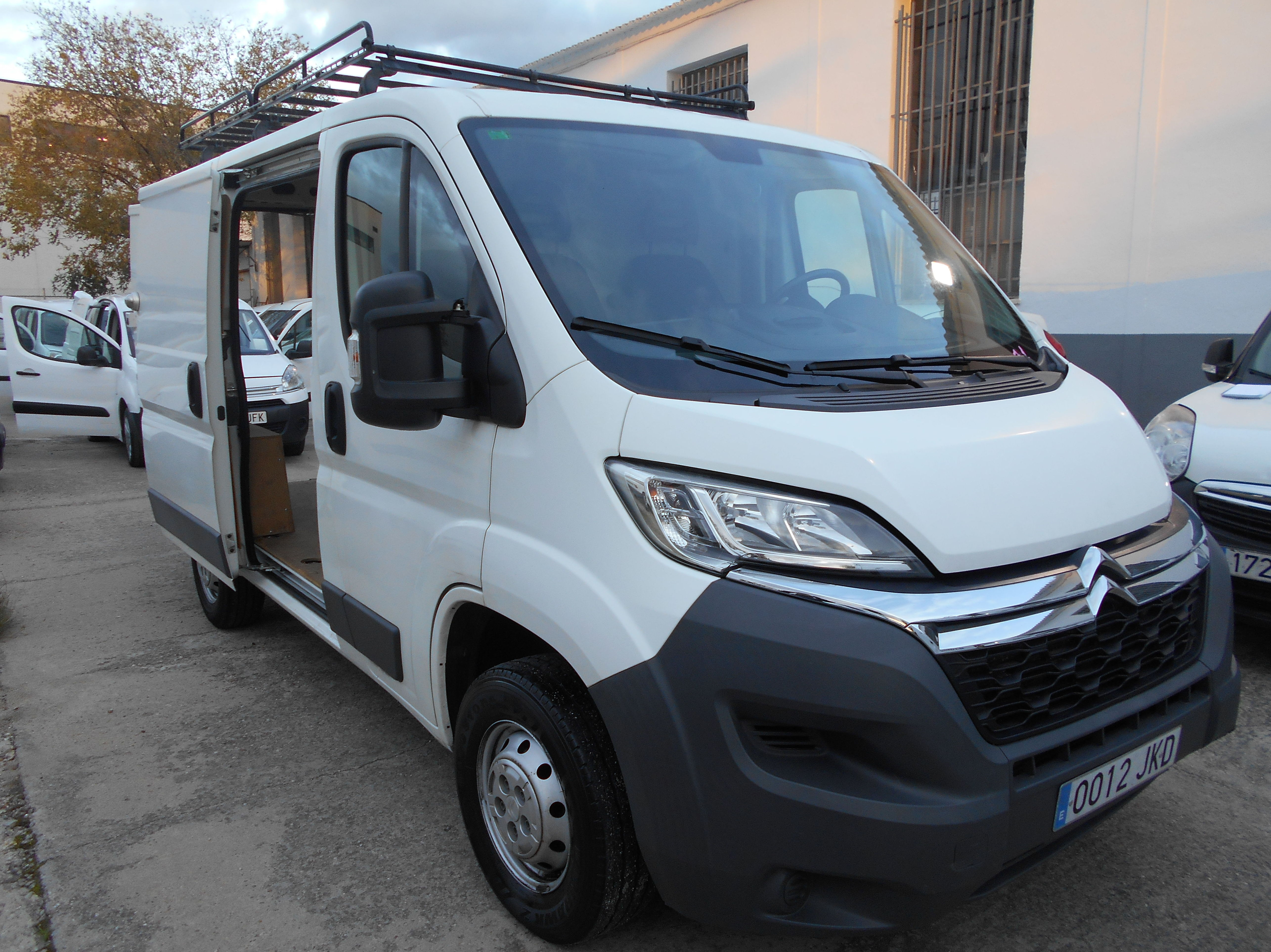 CITROEN JUMPER FURGON HDI 70.000 KILOMETROS: Stock de Furgonetas a Buen Precio CITROEN JUMPER FURGON HDI 70.000 KILOMETROS: Stock de Furgonetas a Buen Precio