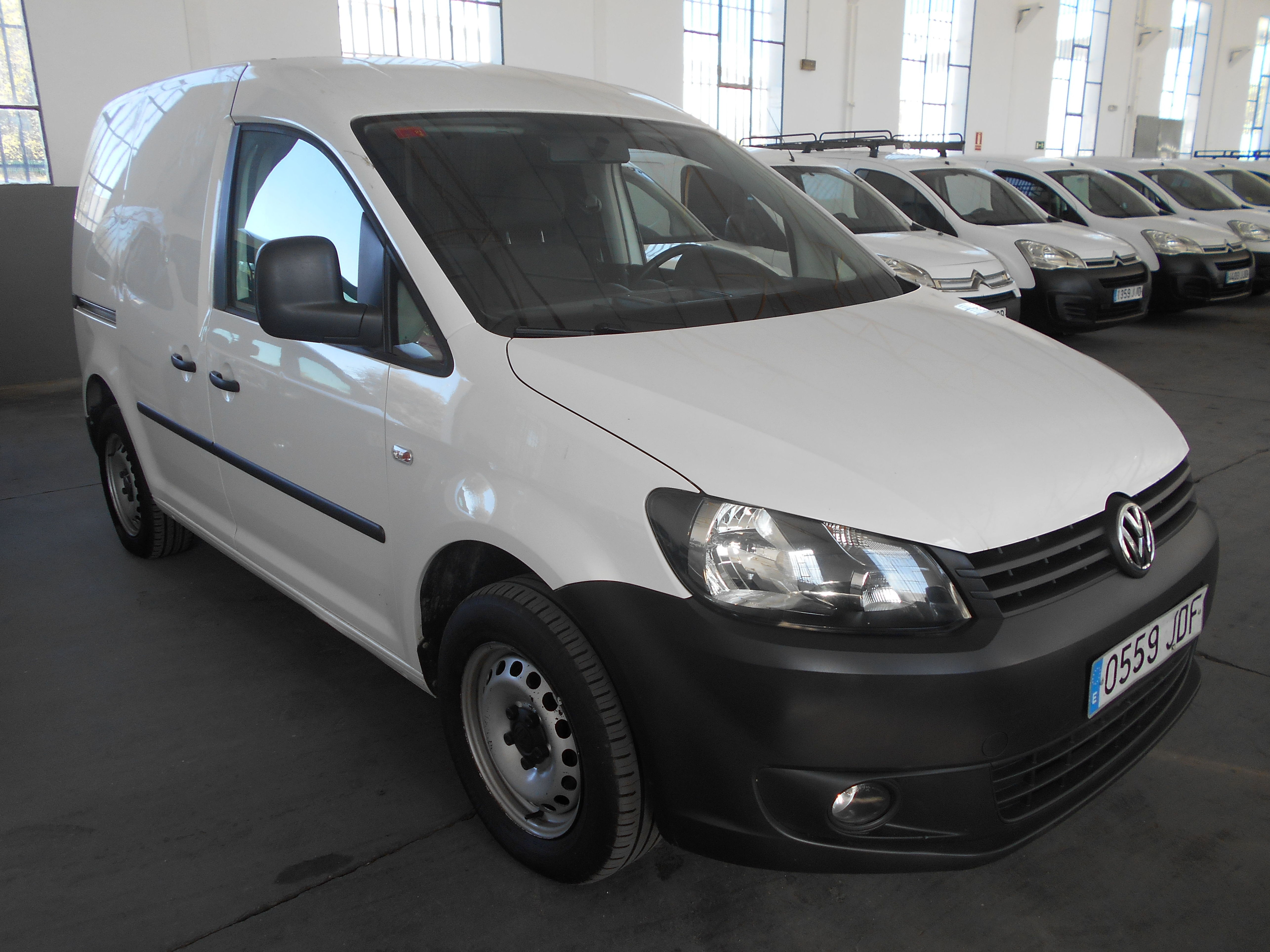 VOLKSWAGEN CADDY FURGON 2015 TDI 132.000 KILOMETROS: Stock de Furgonetas a Buen Precio VOLKSWAGEN CADDY FURGON 2015 TDI 132.000 KILOMETROS: Stock de Furgonetas a Buen Precio