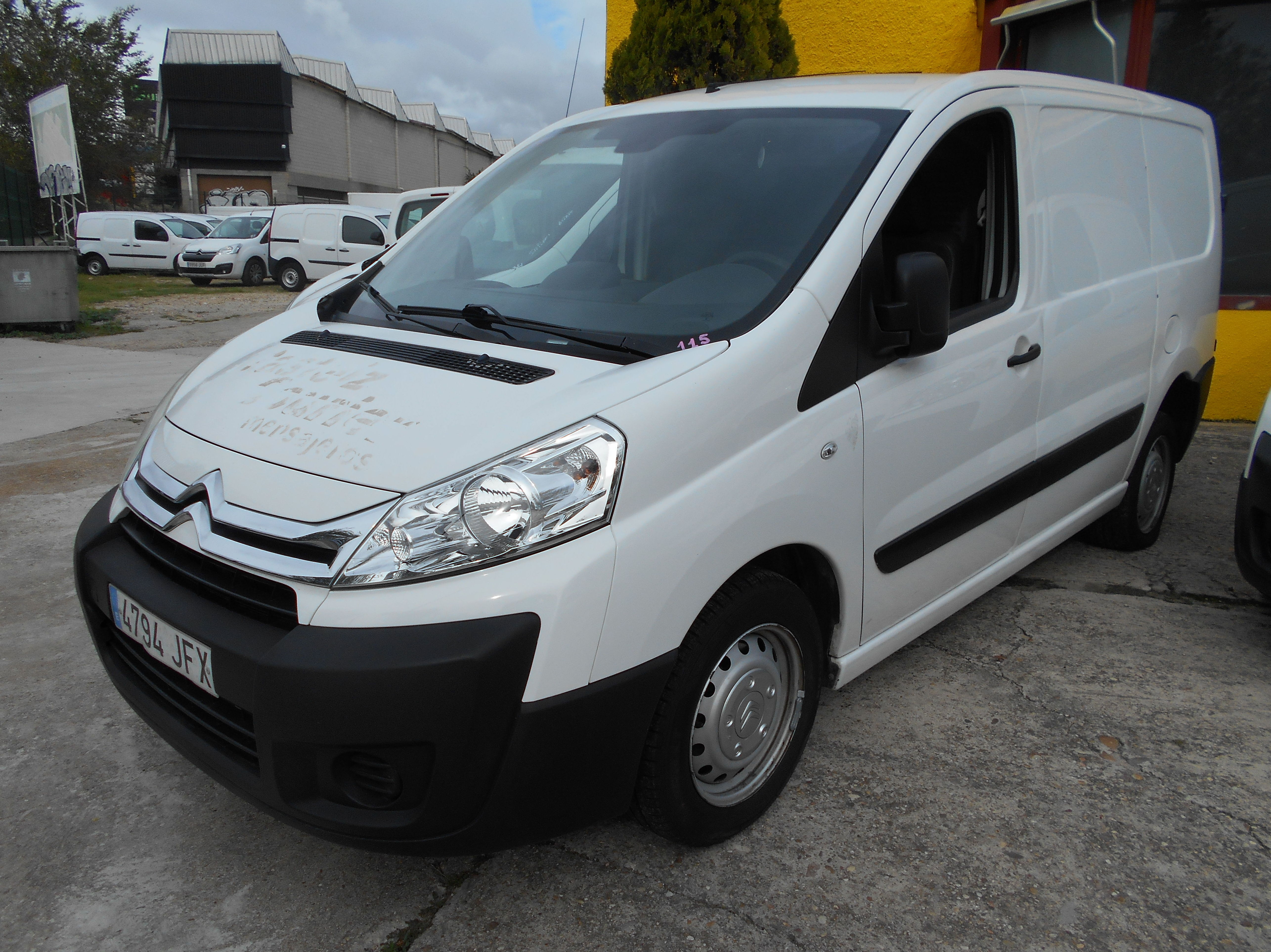 CITROEN JUMPY HDI 2015: Stock de Furgonetas a Buen Precio CITROEN JUMPY HDI 2015: Stock de Furgonetas a Buen Precio