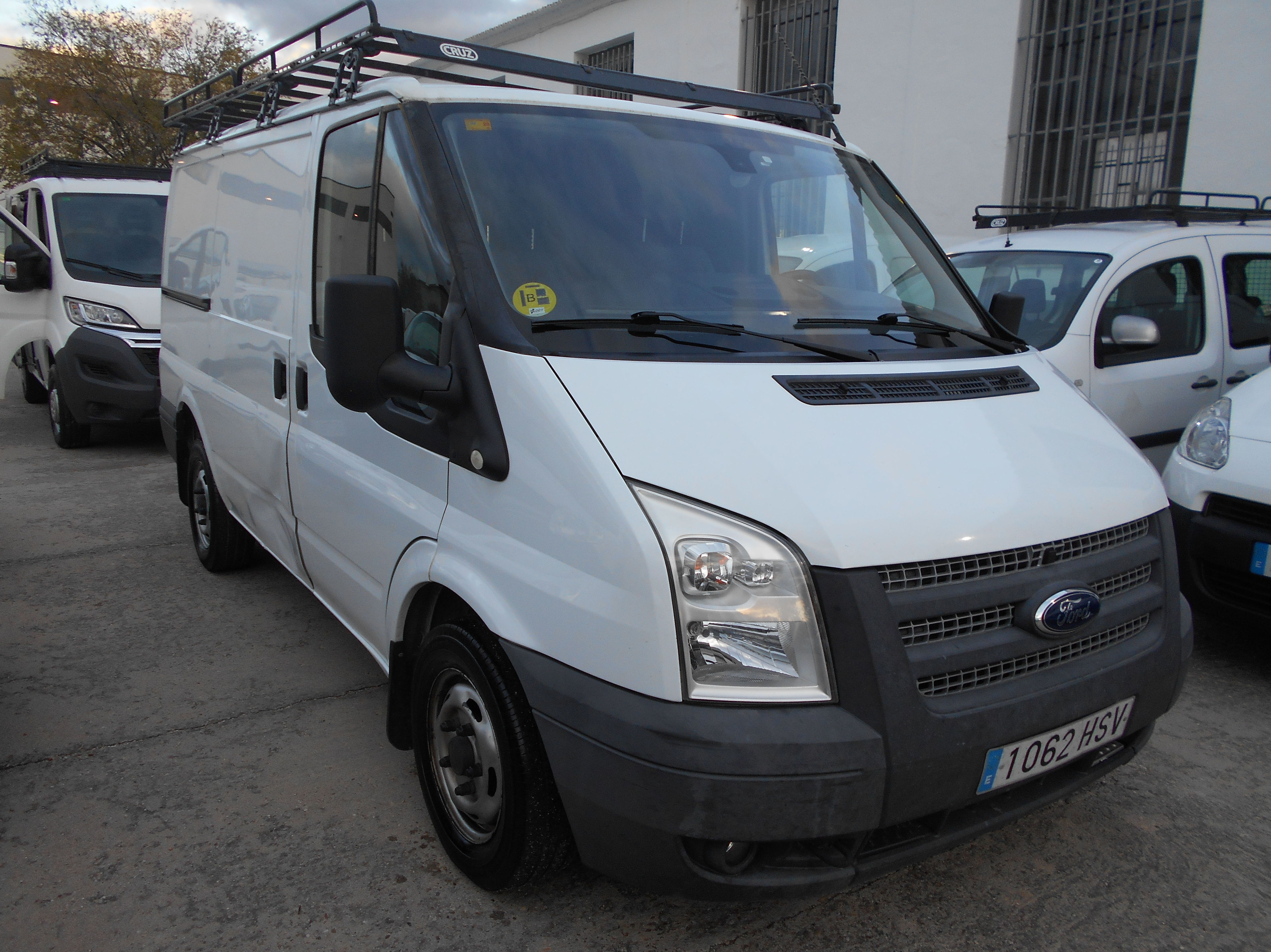 FORD TRANSIT FURGON 3 PLAZAS: Stock de Furgonetas a Buen Precio FORD TRANSIT FURGON 3 PLAZAS: Stock de Furgonetas a Buen Precio