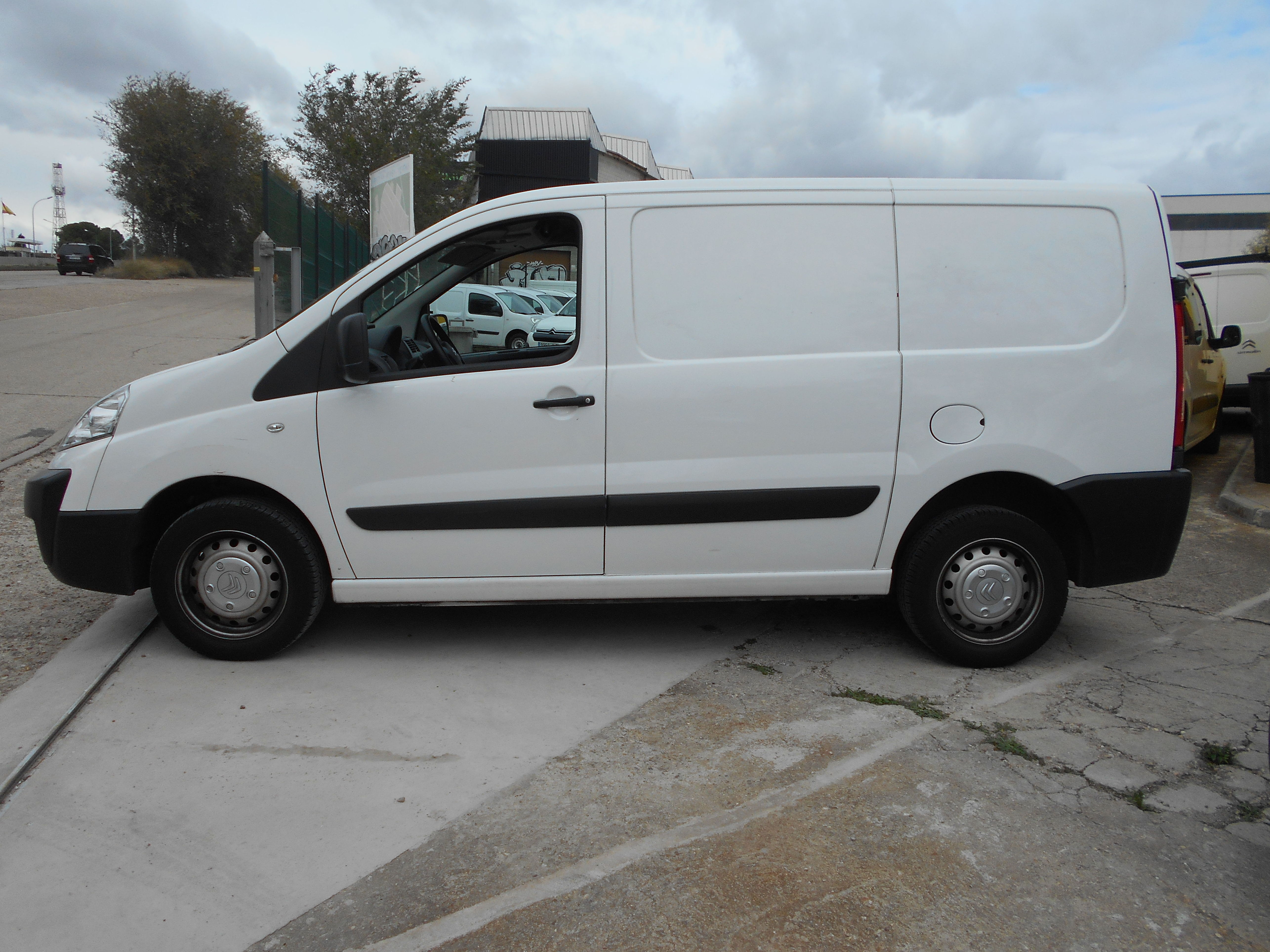 CITROEN JUMPY HDI FURGON 3 PLAZAS : Stock de Furgonetas a Buen Precio CITROEN JUMPY HDI FURGON 3 PLAZAS : Stock de Furgonetas a Buen Precio