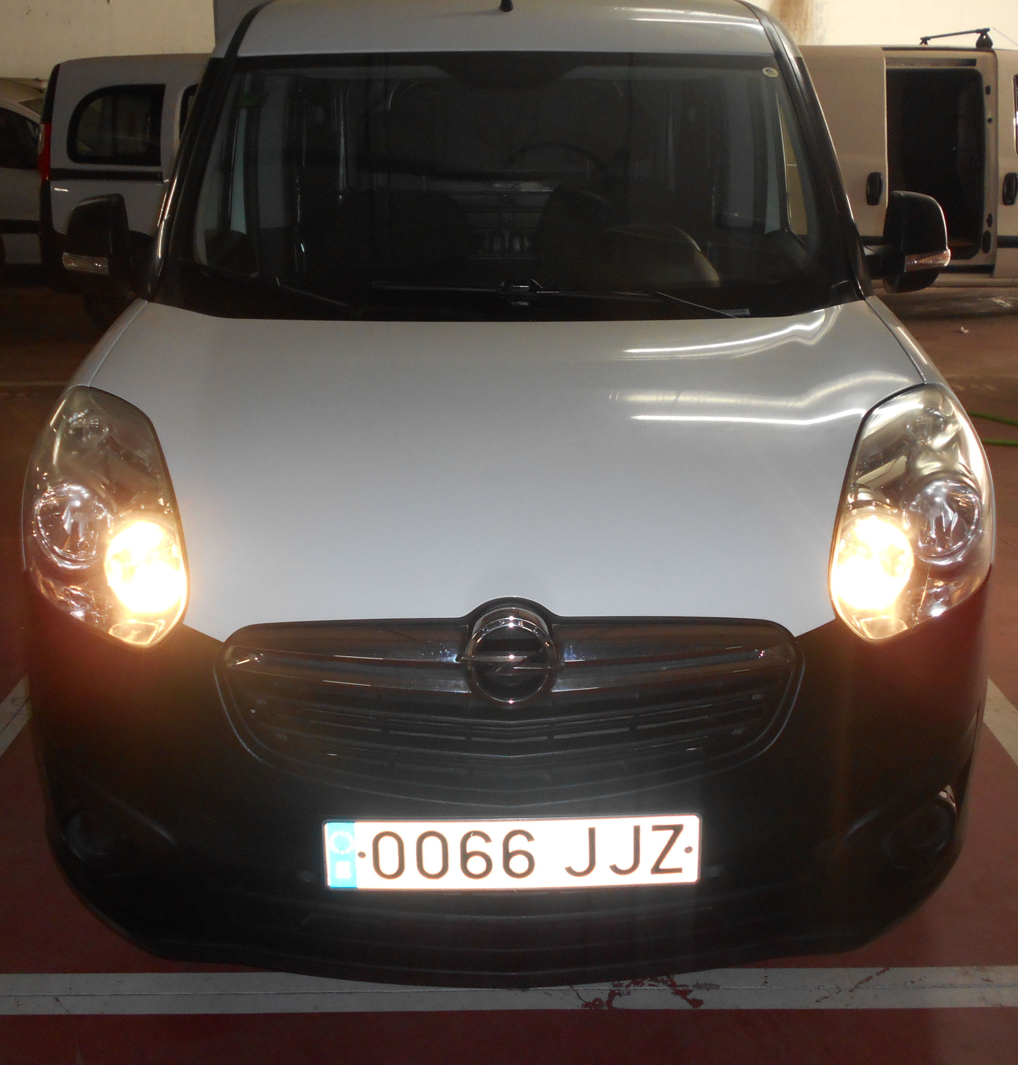 OPEL COMBO FURGON 2 PLAZAS: Stock de Furgonetas a Buen Precio OPEL COMBO FURGON 2 PLAZAS: Stock de Furgonetas a Buen Precio