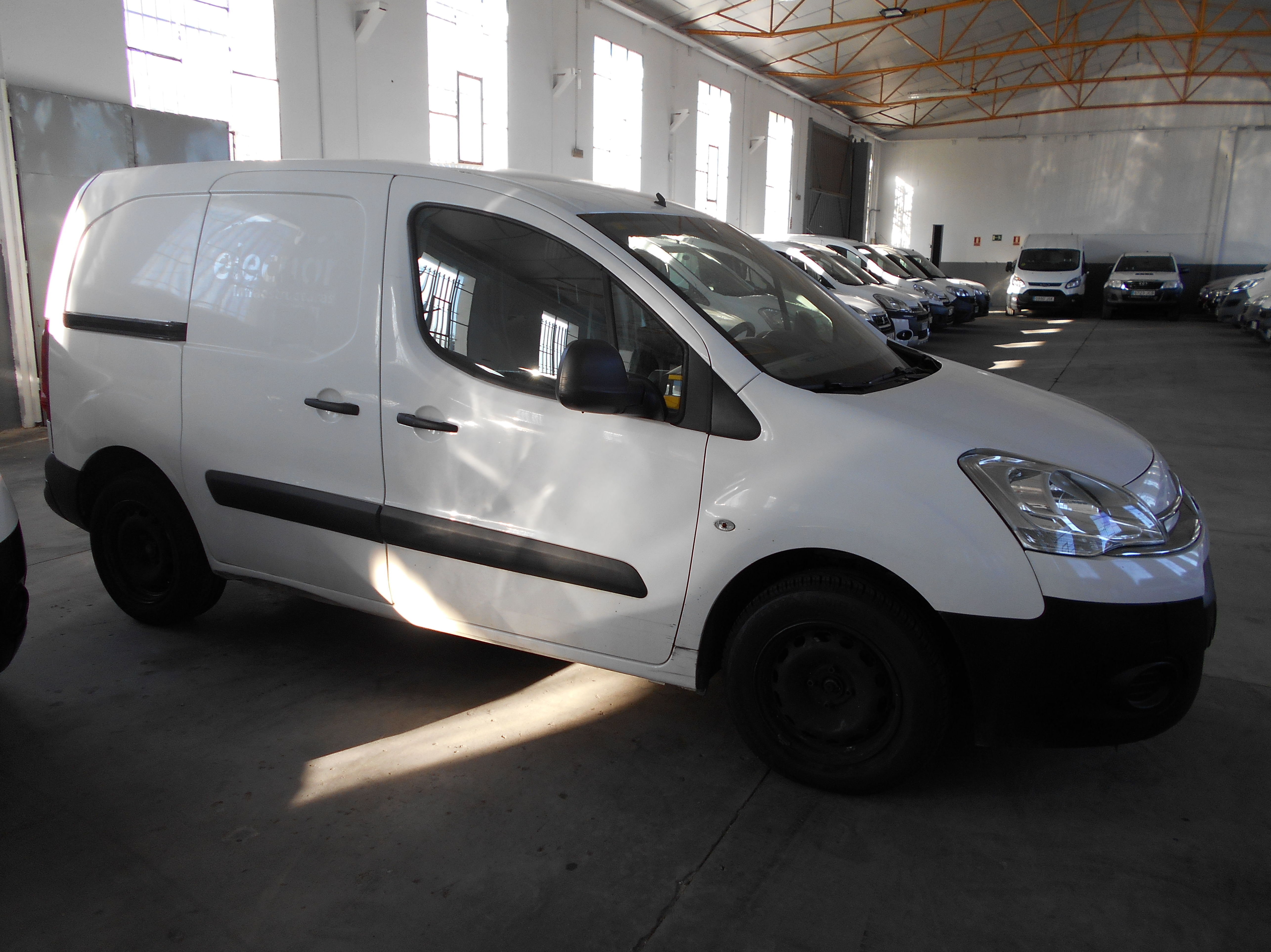 CITROEN BERLINGO FURGON 2 PLAZAS 2014: Stock de Furgonetas a Buen Precio CITROEN BERLINGO FURGON 2 PLAZAS 2014: Stock de Furgonetas a Buen Precio