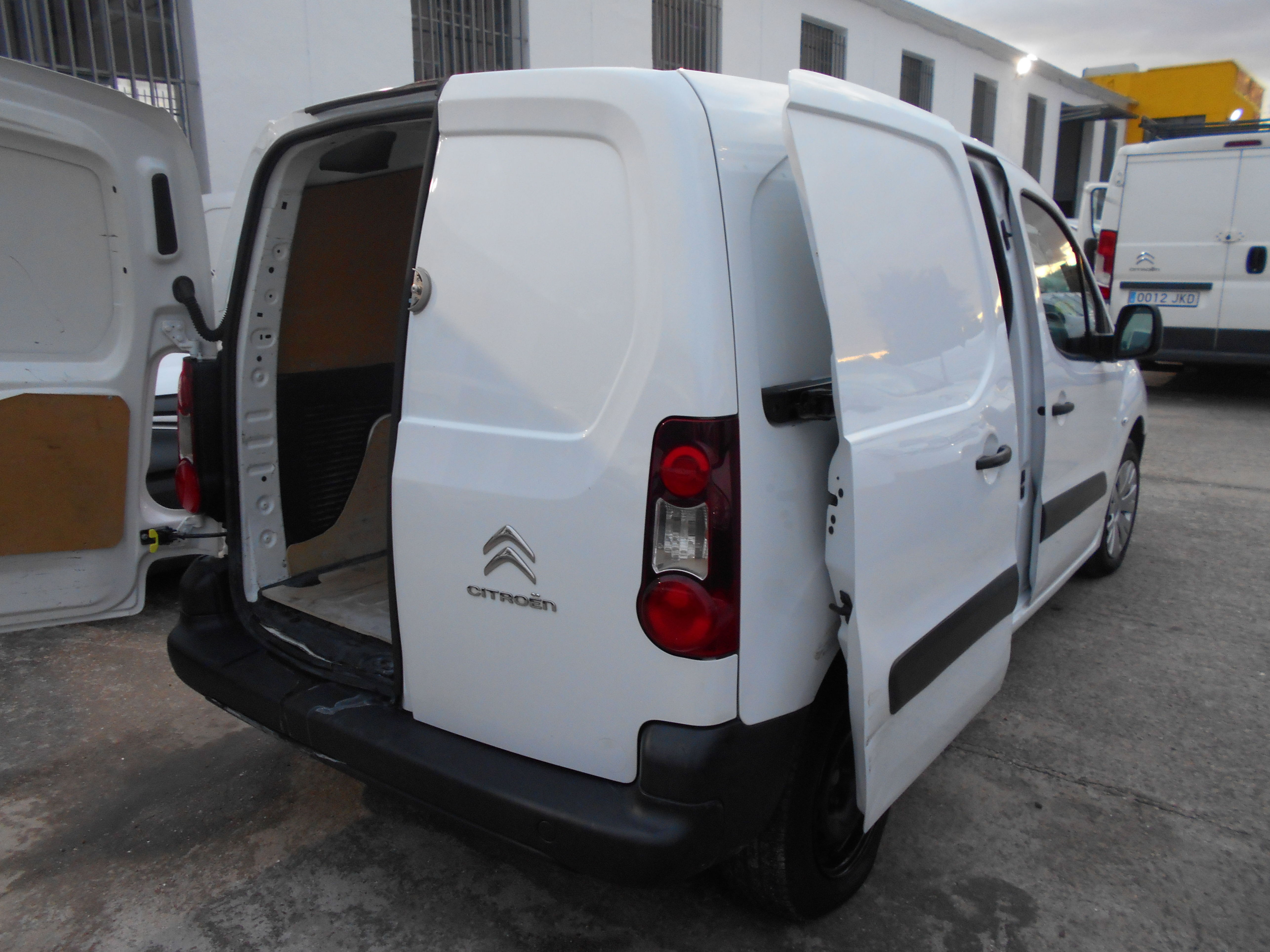 CITROEN BERLINGO HDI FURGON: Stock de Furgonetas a Buen Precio CITROEN BERLINGO HDI FURGON: Stock de Furgonetas a Buen Precio