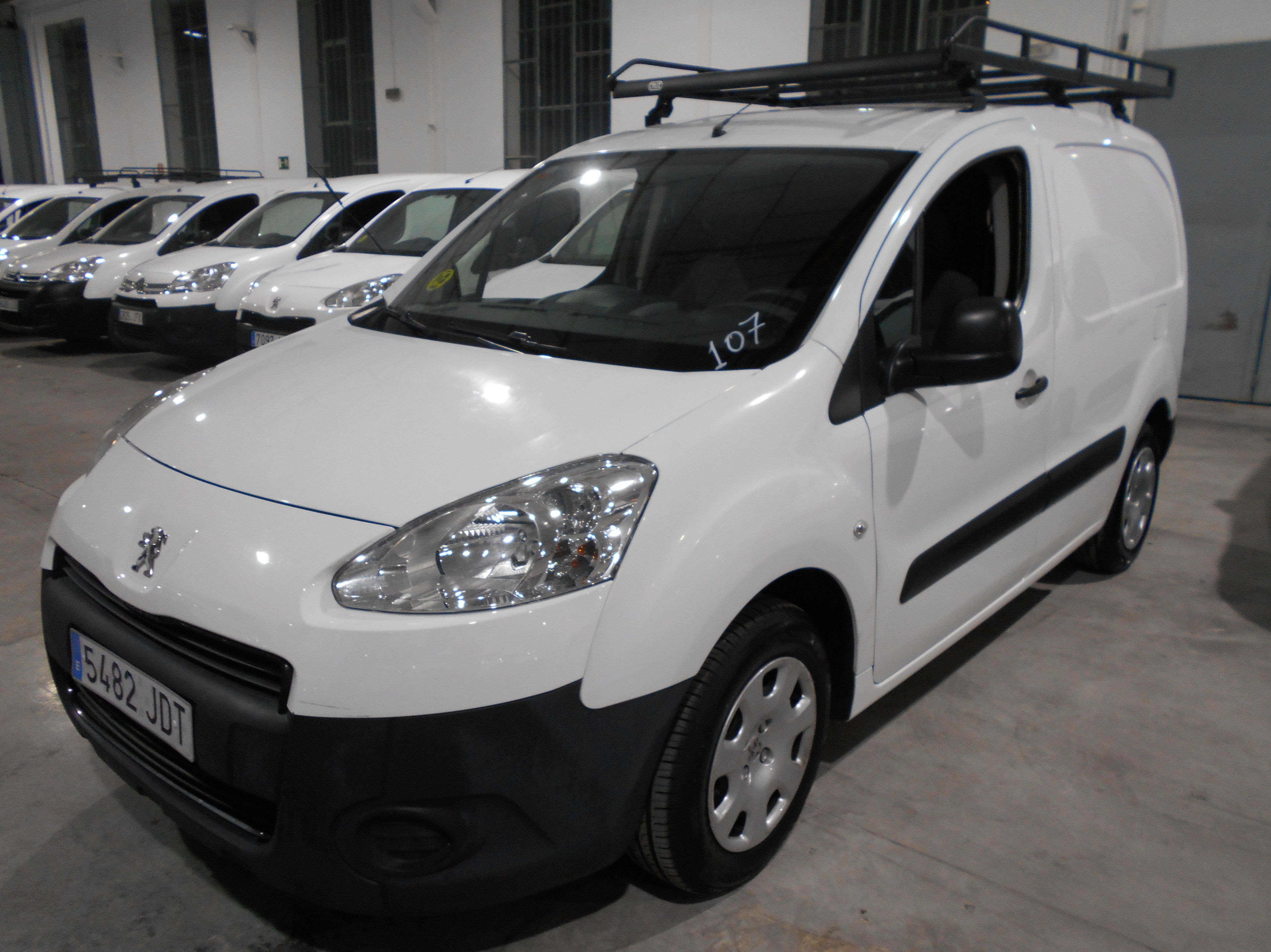 PEUGEOT PARTNER FURGON 2015: Stock de Furgonetas a Buen Precio PEUGEOT PARTNER FURGON 2015: Stock de Furgonetas a Buen Precio