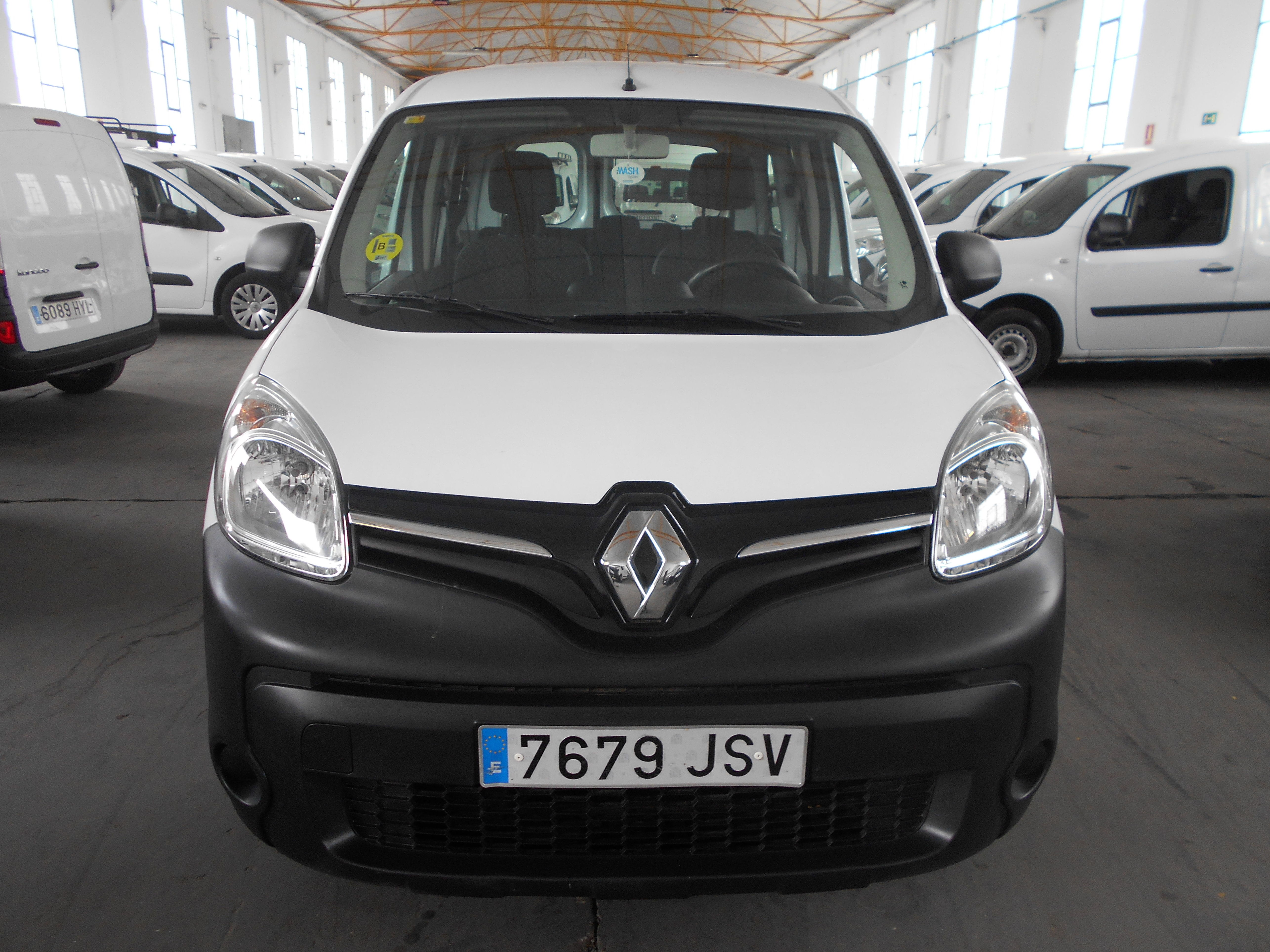 KANGOO 5 PLAZAS 2016: Stock de Furgonetas a Buen Precio KANGOO 5 PLAZAS 2016: Stock de Furgonetas a Buen Precio