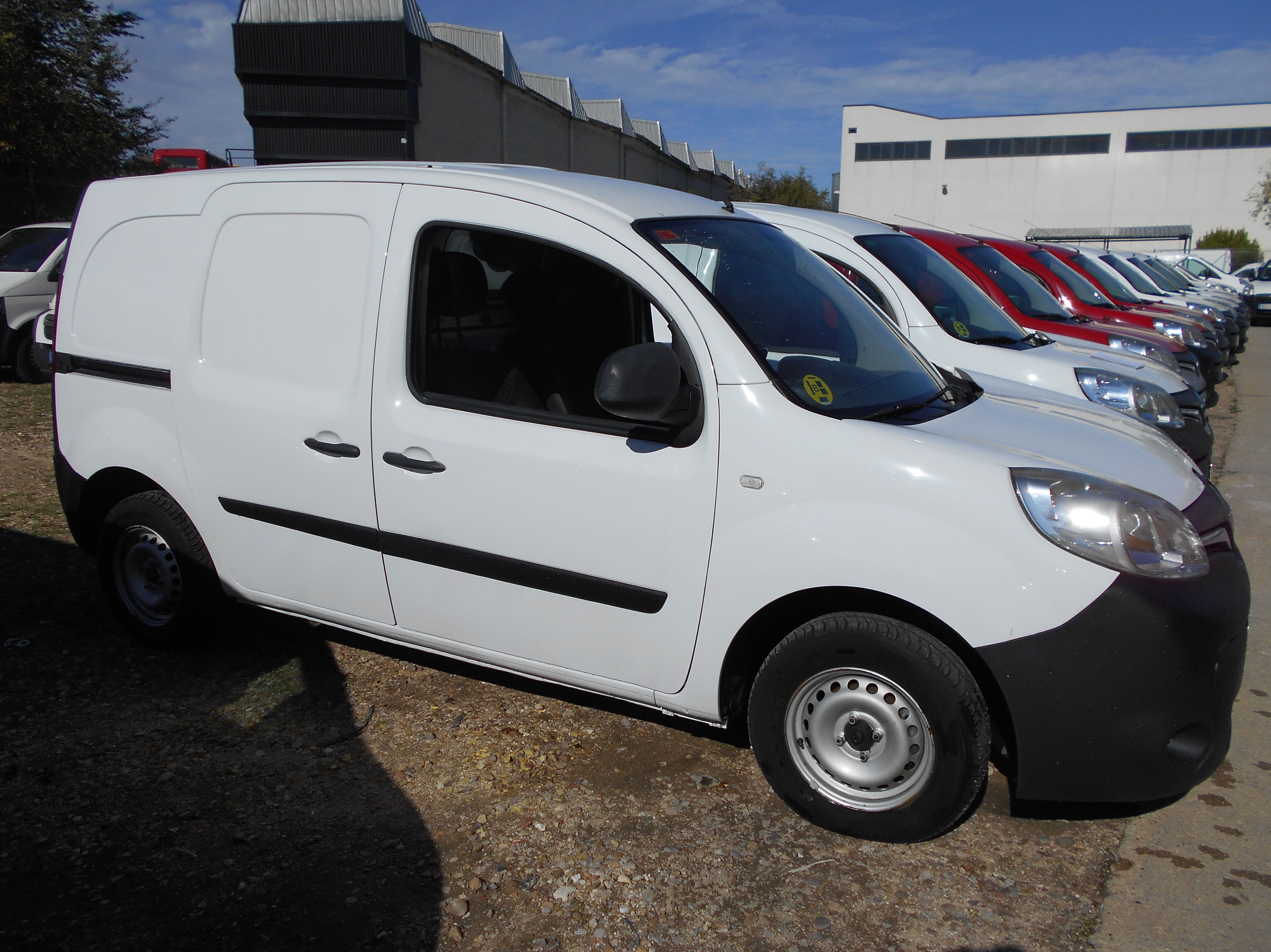 RENAULT KANGOO DCI FURGON 2014: Stock de Furgonetas a Buen Precio RENAULT KANGOO DCI FURGON 2014: Stock de Furgonetas a Buen Precio