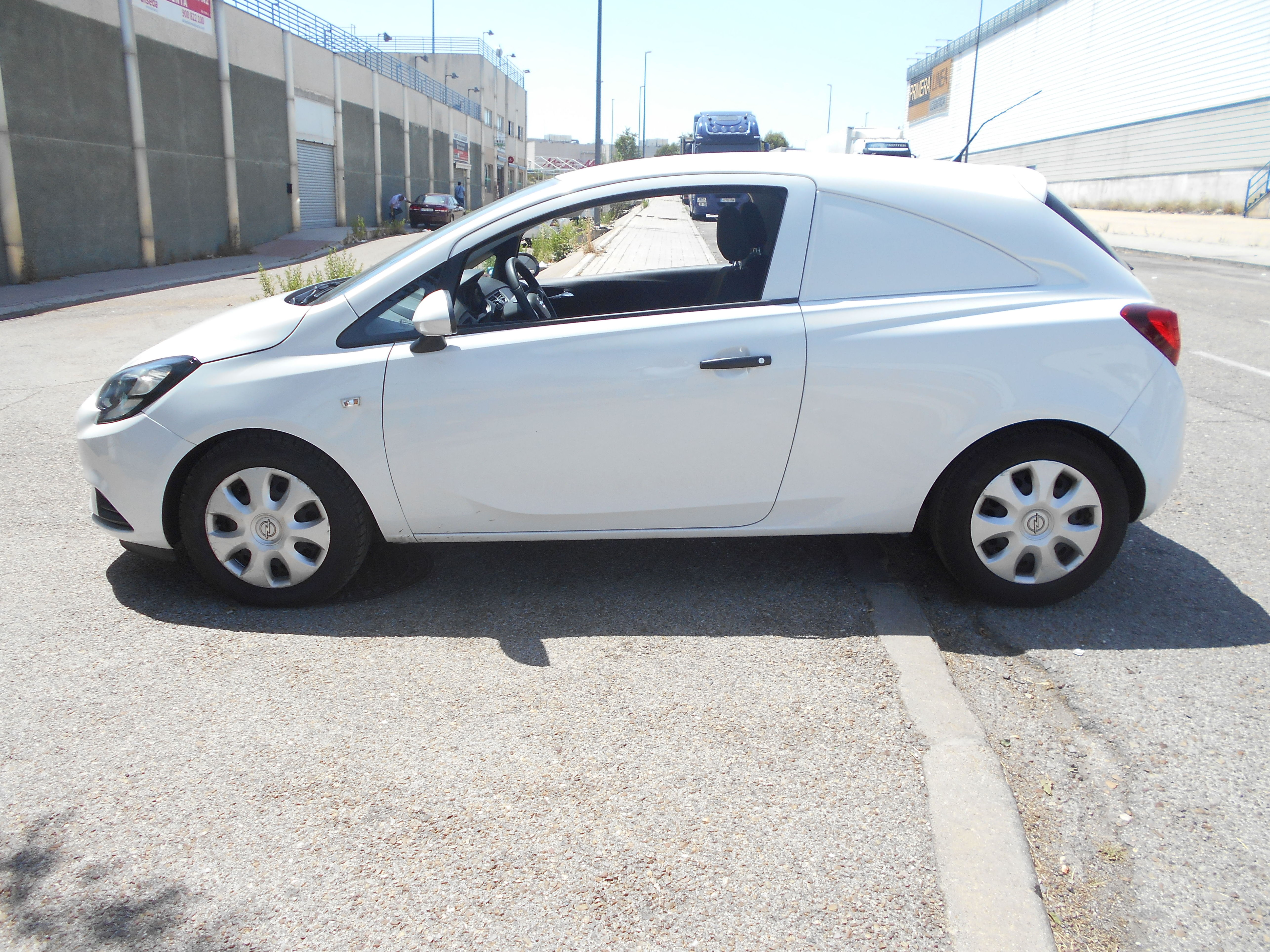 OPEL CORSA VAN 2 PLAZAS: Stock de Furgonetas a Buen Precio OPEL CORSA VAN 2 PLAZAS: Stock de Furgonetas a Buen Precio