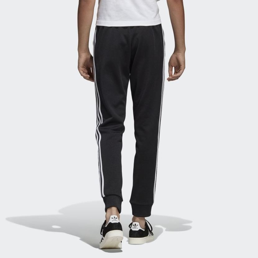 PANTALÓN: CATÁLOGO de Paula Fernández PANTALÓN: CATÁLOGO de Paula Fernández