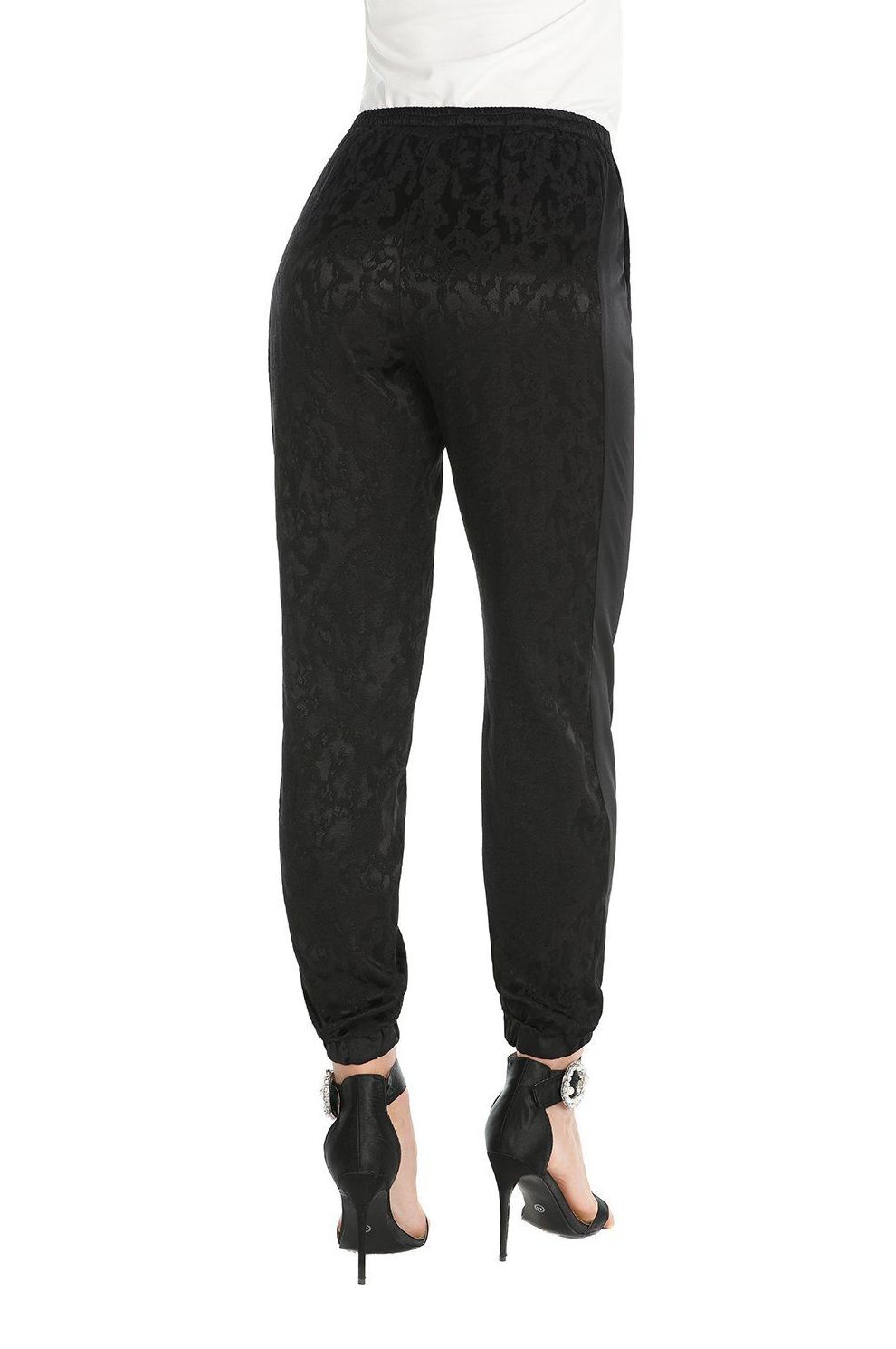 PANTALON: CATÁLOGO de Paula Fernández PANTALON: CATÁLOGO de Paula Fernández