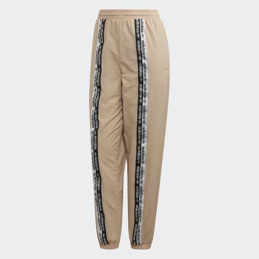 PANTALÓN : CATÁLOGO de Paula Fernández PANTALÓN : CATÁLOGO de Paula Fernández