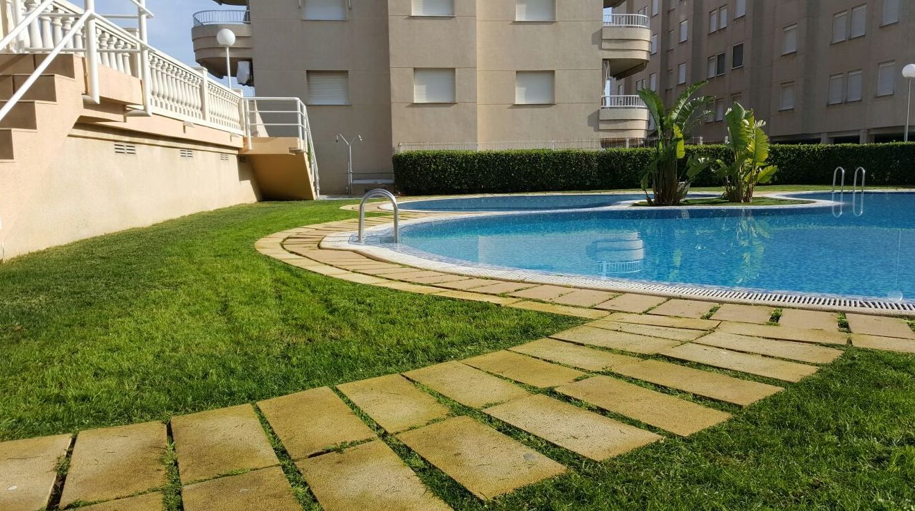 Limpieza de piscinas : Trabajos de Grun Garden Limpieza de piscinas : Trabajos de Grun Garden