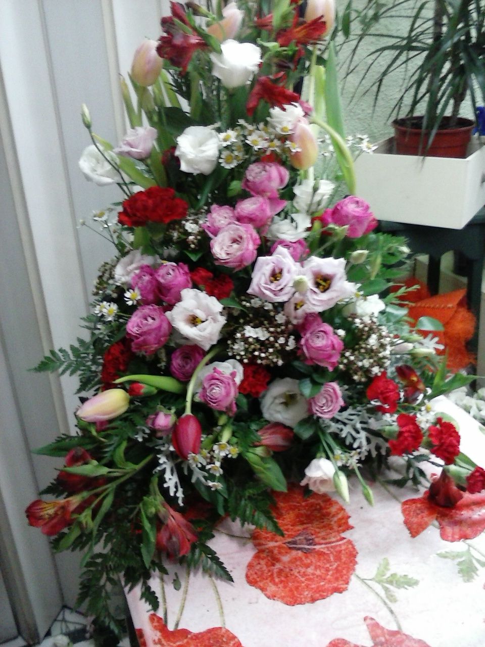 Creaciones: Servicios de Artemisa Flores Creaciones: Servicios de Artemisa Flores
