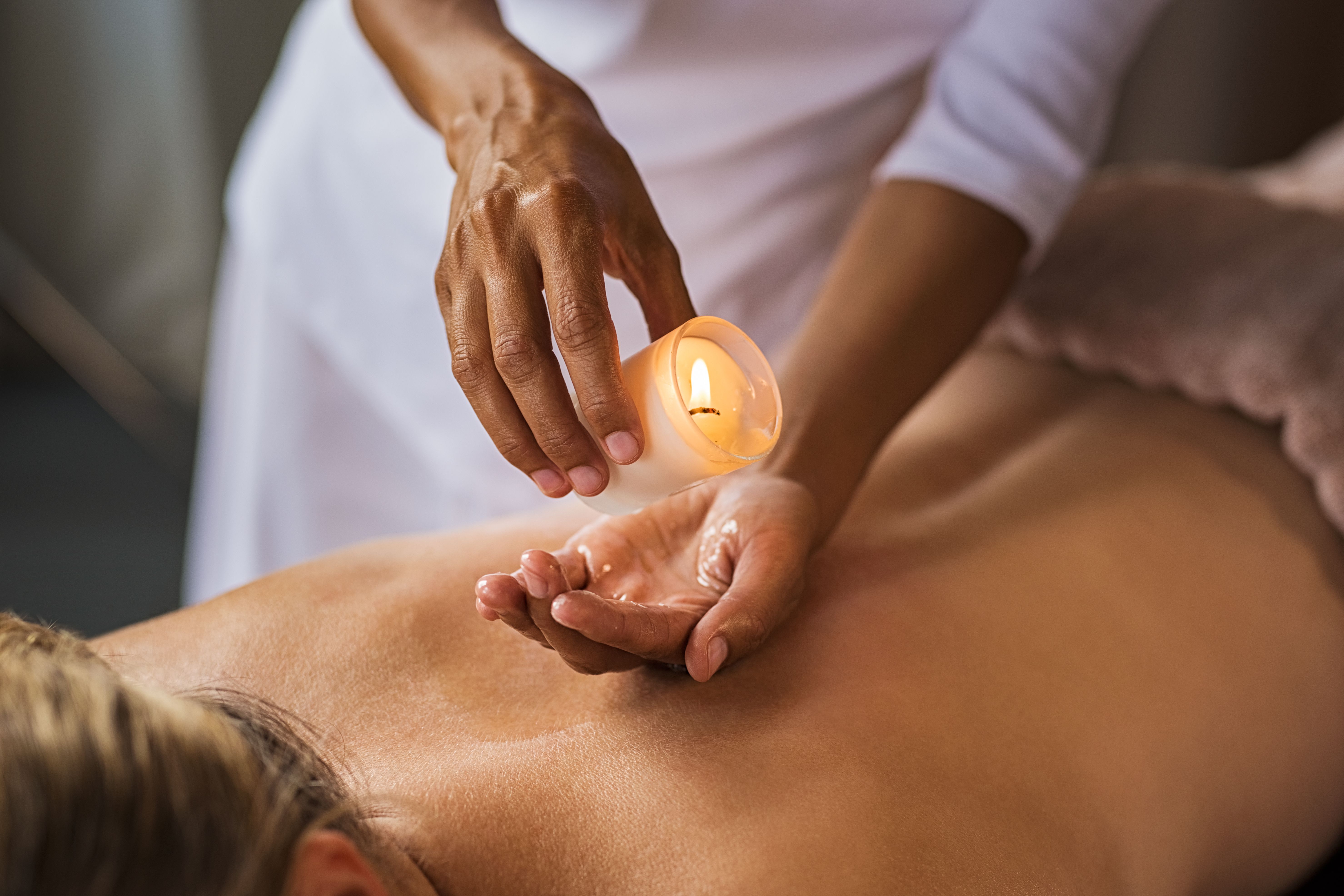 Ritual con vela de Karité: Tratamientos de Alegría Spa Catalonia Reina Victoria**** Ritual con vela de Karité: Tratamientos de Alegría Spa Catalonia Reina Victoria****