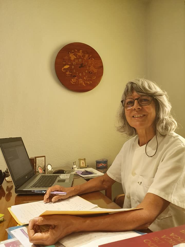 Foto 2 de Médicos homeópatas en  | Dra. Elvira Dácil Heredia Gutiérrez