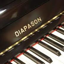 PIANO ALQUILER DIAPASON 125C HECHO POR KAWAI ALQUILADO: Catálogo de L'Art Guinardó PIANO ALQUILER DIAPASON 125C HECHO POR KAWAI ALQUILADO: Catálogo de L'Art Guinardó