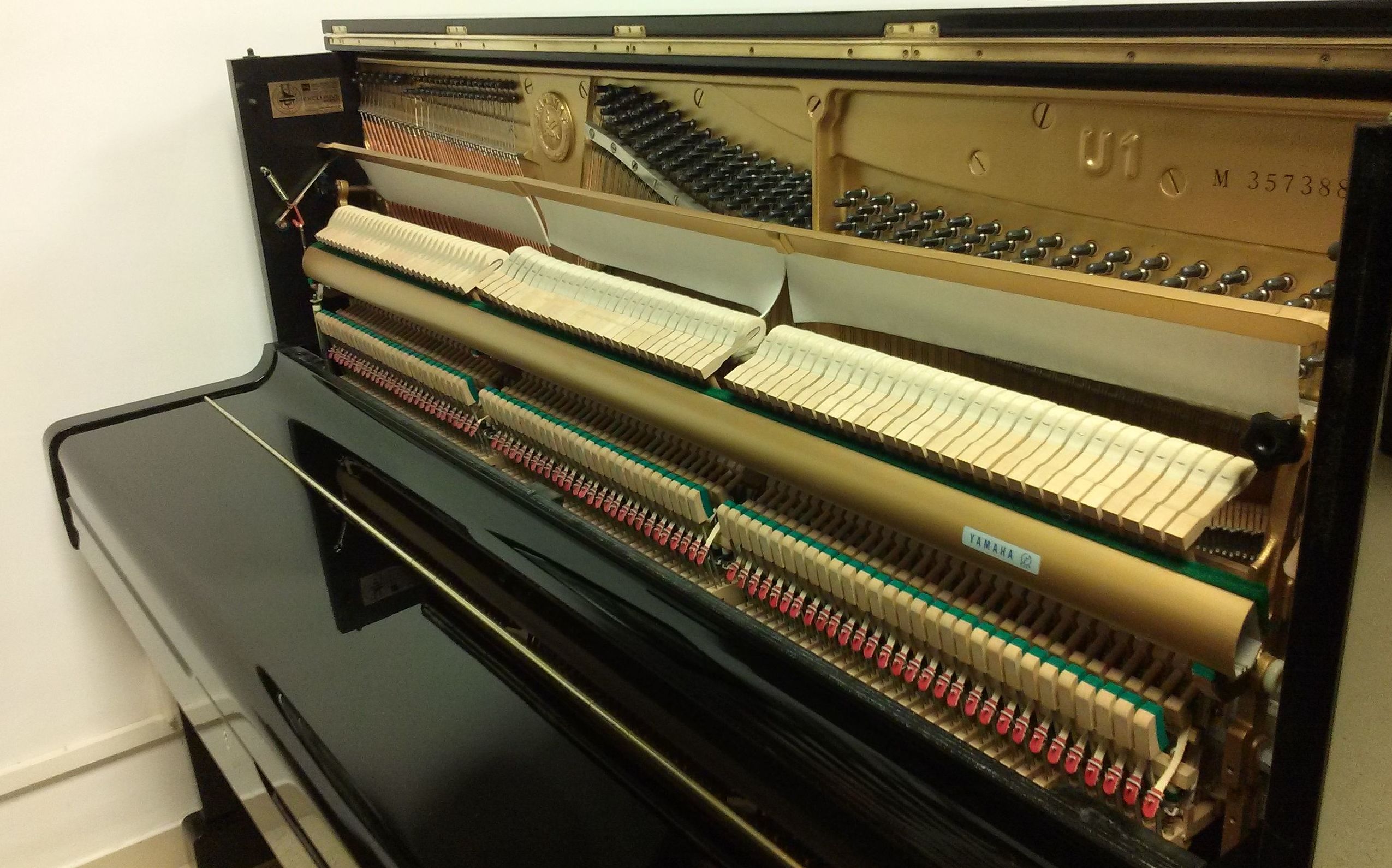 PIANO YAMAHA U1 YUS 3232624 : Catálogo de L'Art Guinardó PIANO YAMAHA U1 YUS 3232624 : Catálogo de L'Art Guinardó
