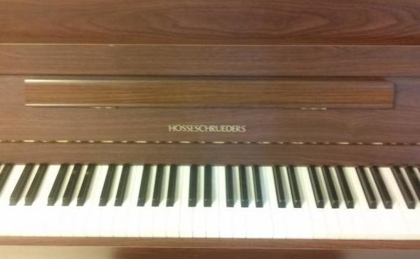 PIANO ALQUILER HOSSESHRUEDERS: Catálogo de L'Art Guinardó PIANO ALQUILER HOSSESHRUEDERS: Catálogo de L'Art Guinardó