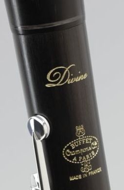 CLARINETE SIB DIVINE: Catálogo de L'Art Guinardó CLARINETE SIB DIVINE: Catálogo de L'Art Guinardó